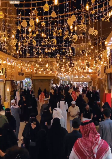 "البلد" في الطائف.. أجواء رمضانية تنبض بالتراث والحياة