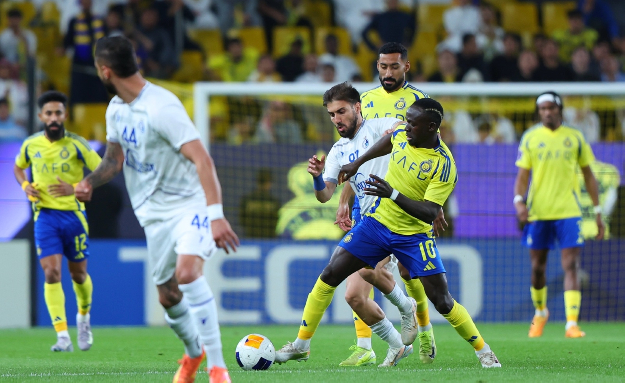 نظرة فنية .. كيف عبر النصر الاستقلال؟