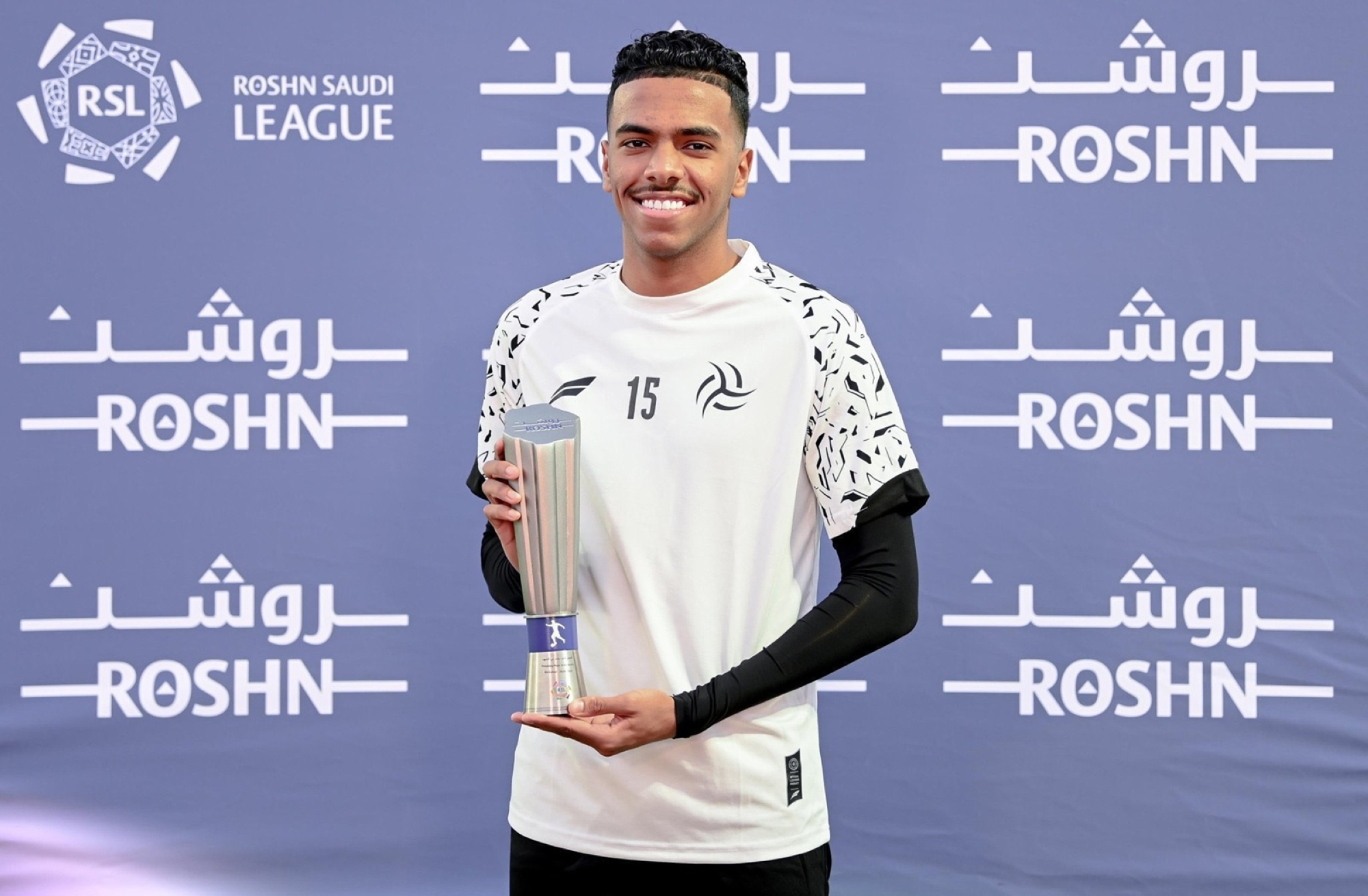مصعب الجوير يحقق رقمًا قياسيًا ويتفوق على الحربي