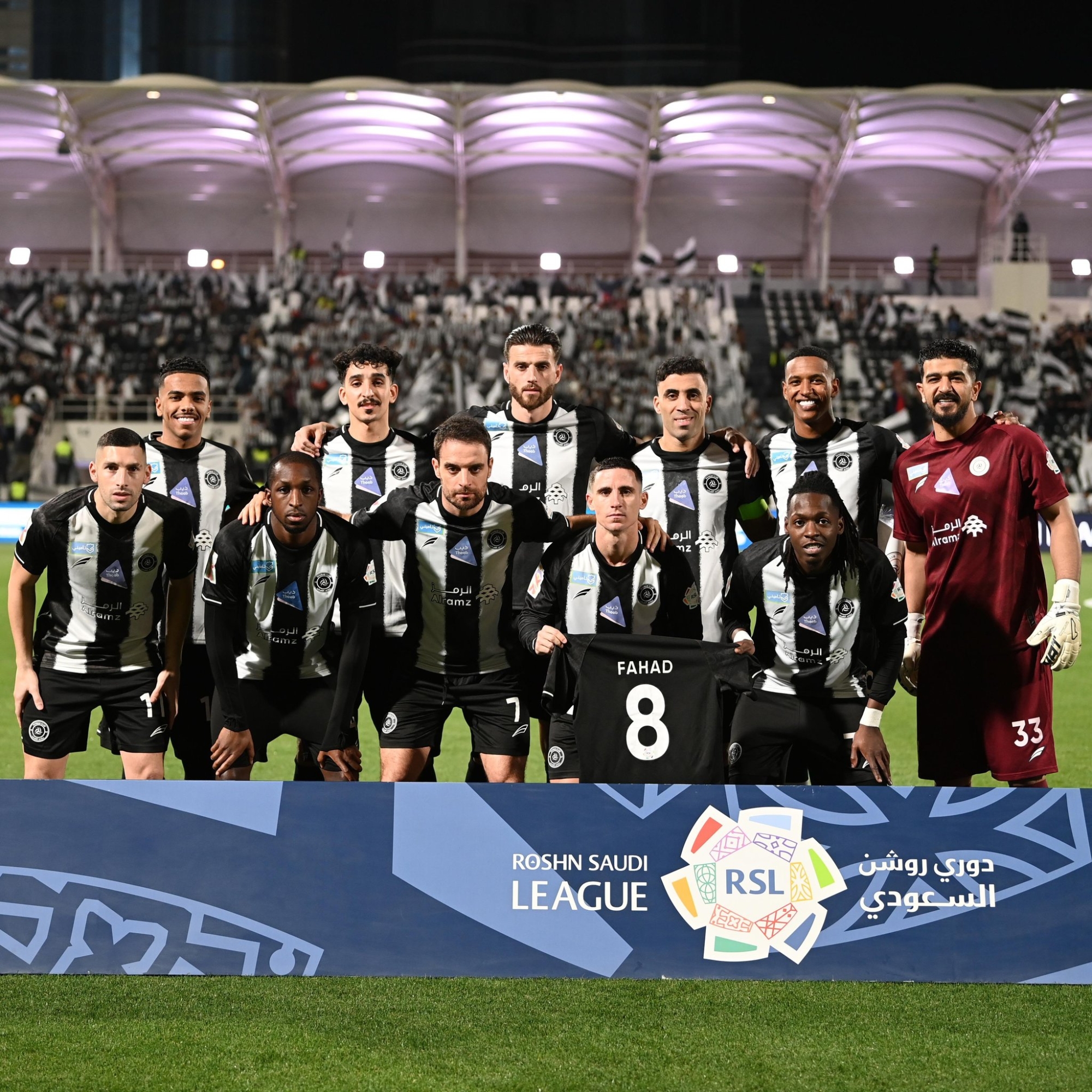 الشباب يسيطر على جوائز مارس في روشن