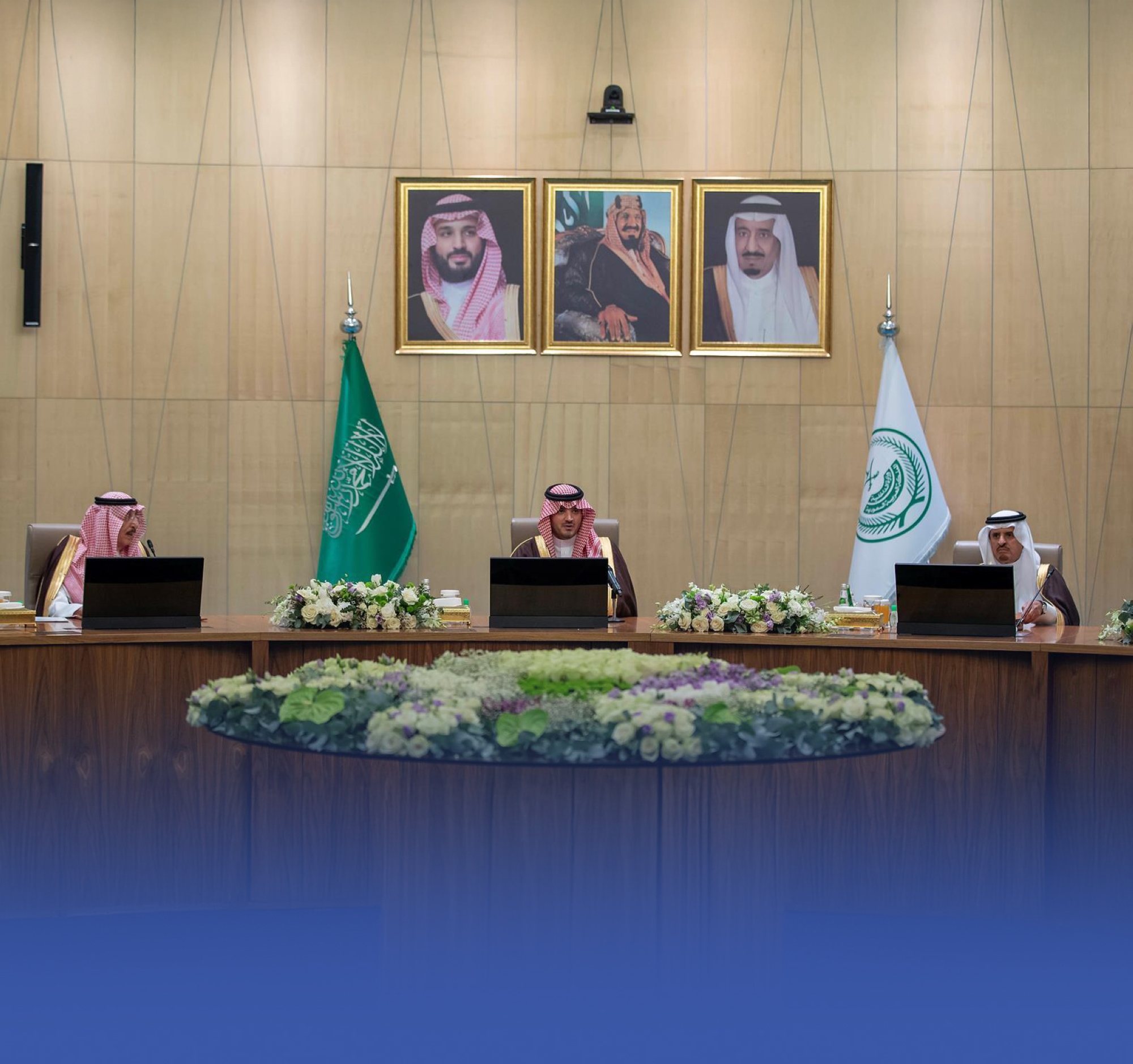 أمراء المناطق يستعرضون تعزيز الأمن وتحقيق التنمية
