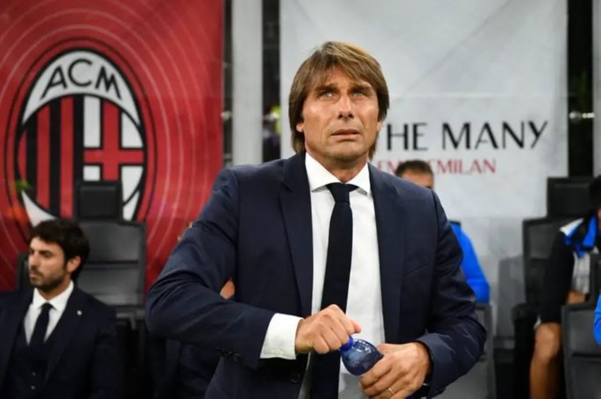 كونتي يصر على أن نابولي لديه فرصة للتتويج بالدوري