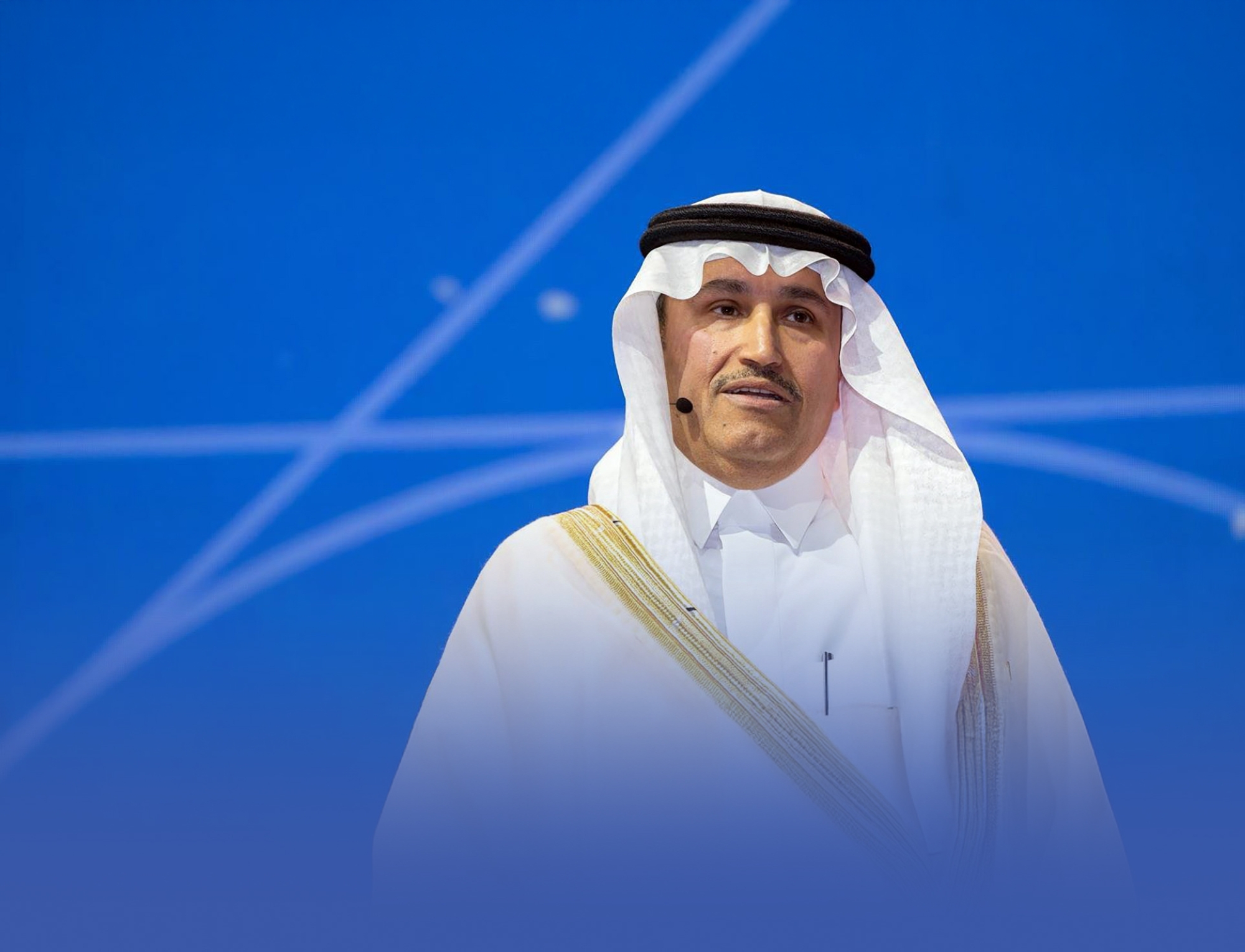 الجاسر: نعمل على إعادة هيكلة البنى التحتية لقطاع الطيران