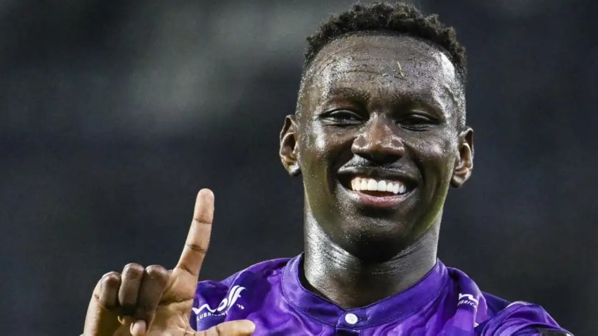 مروان الصحفي يتلقى 3 عروض أوروبية