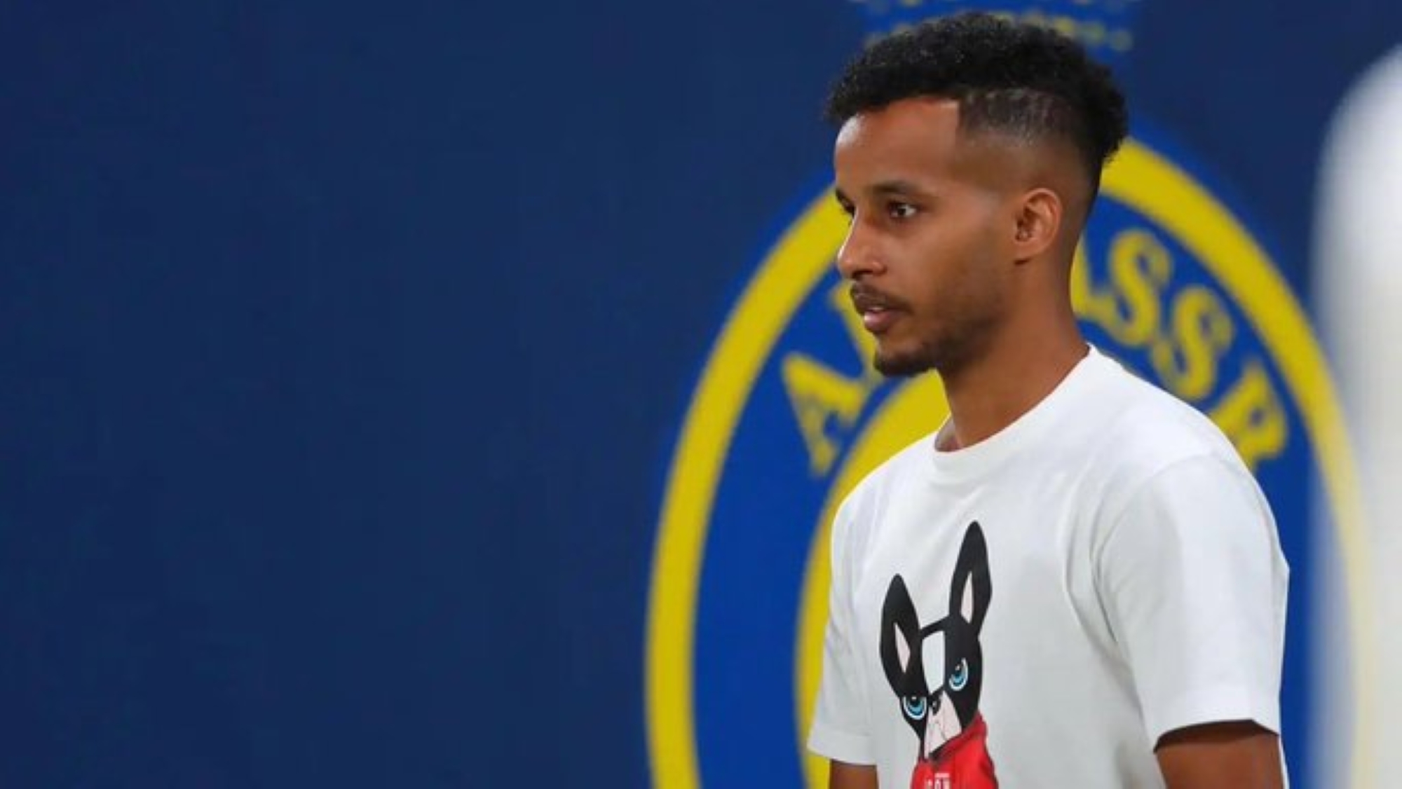 عبدالرحمن غريب يفكر في الرحيل عن النصر