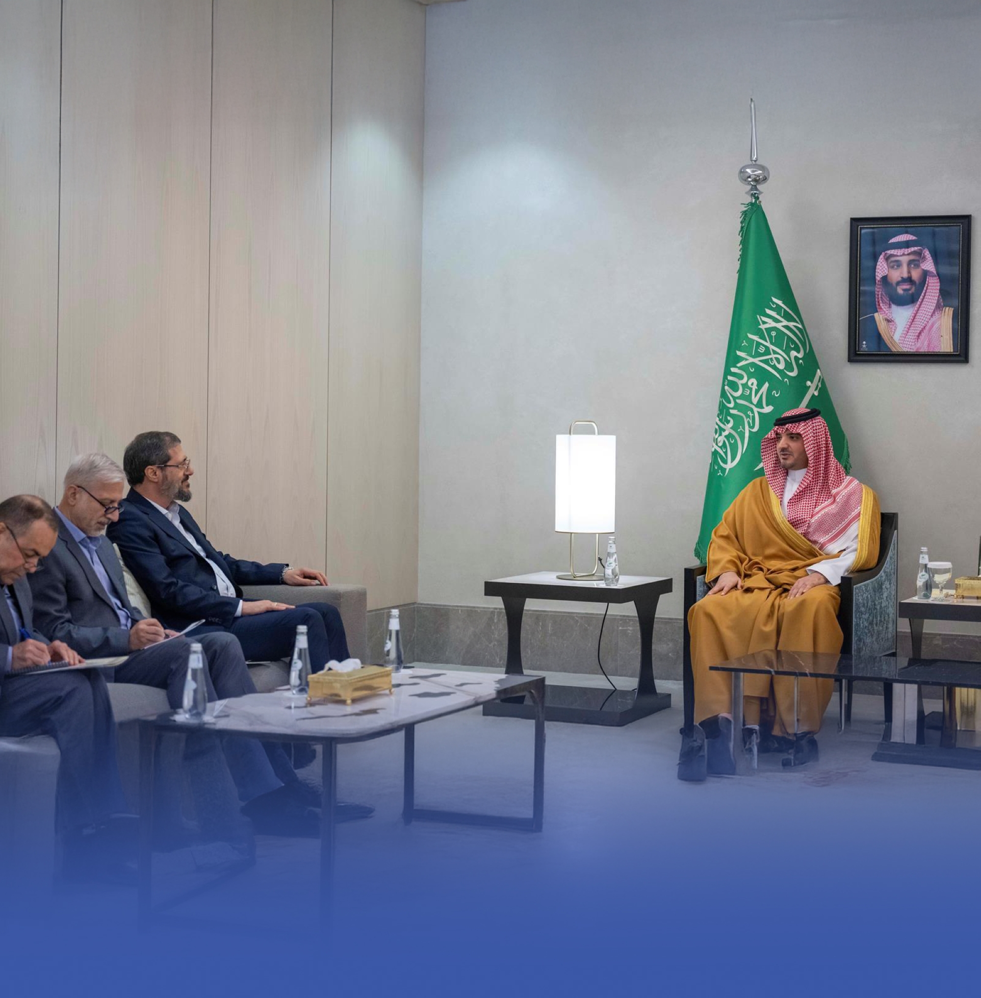 وزير الداخلية يستعرض مع رئيس الحجّ الإيراني موضوعات مشتركة