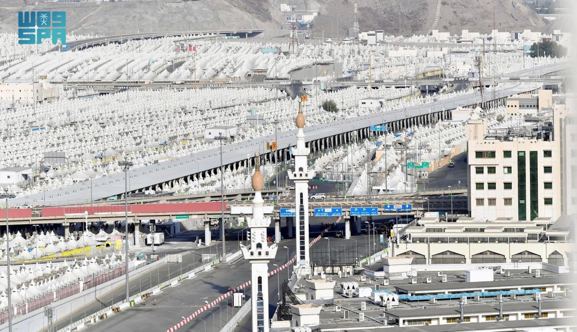 مجموعة من المشروعات والمبادرات النوعية