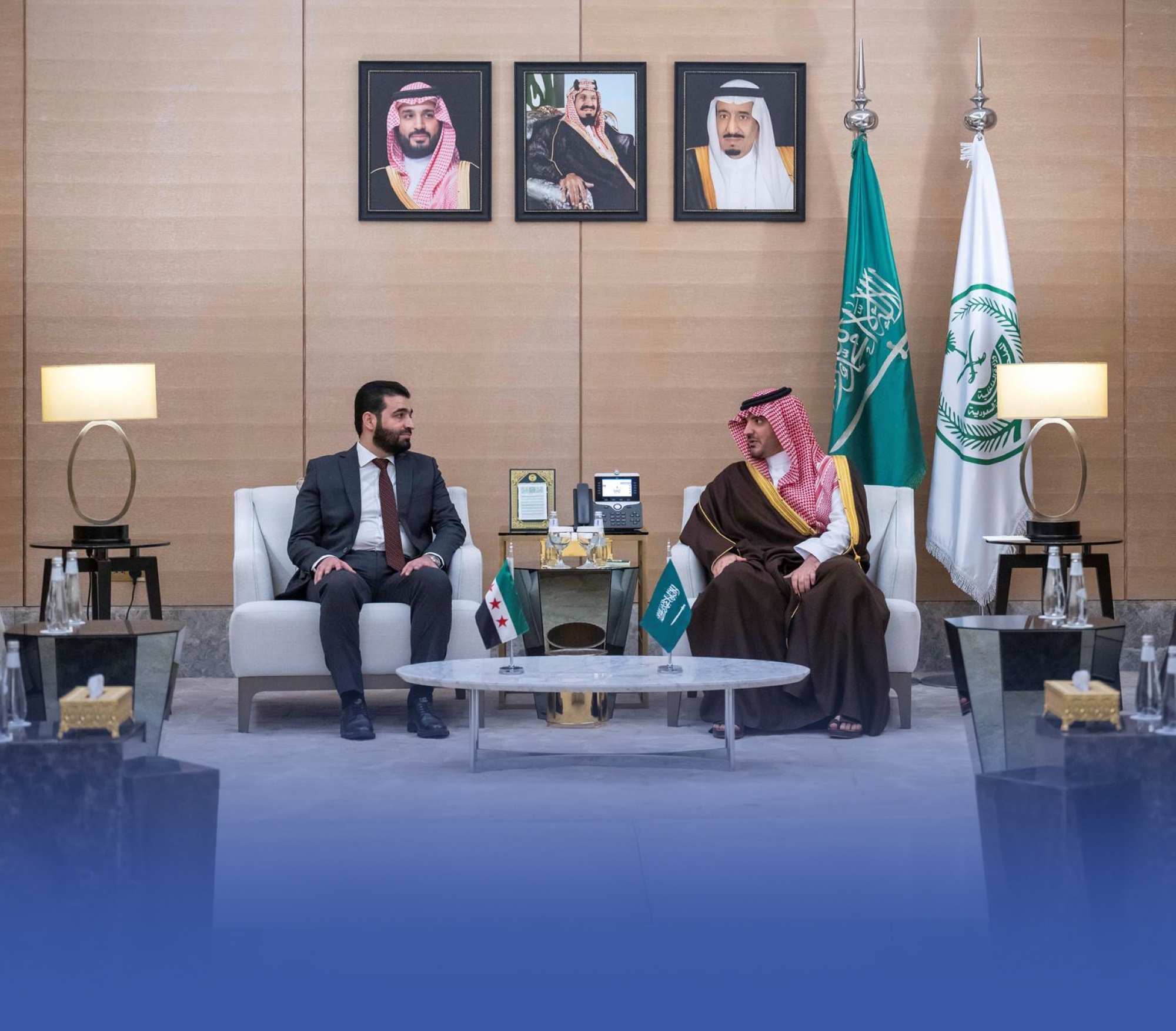 وزير الداخلية يبحث نقل الخبرات السعودية لسوريا