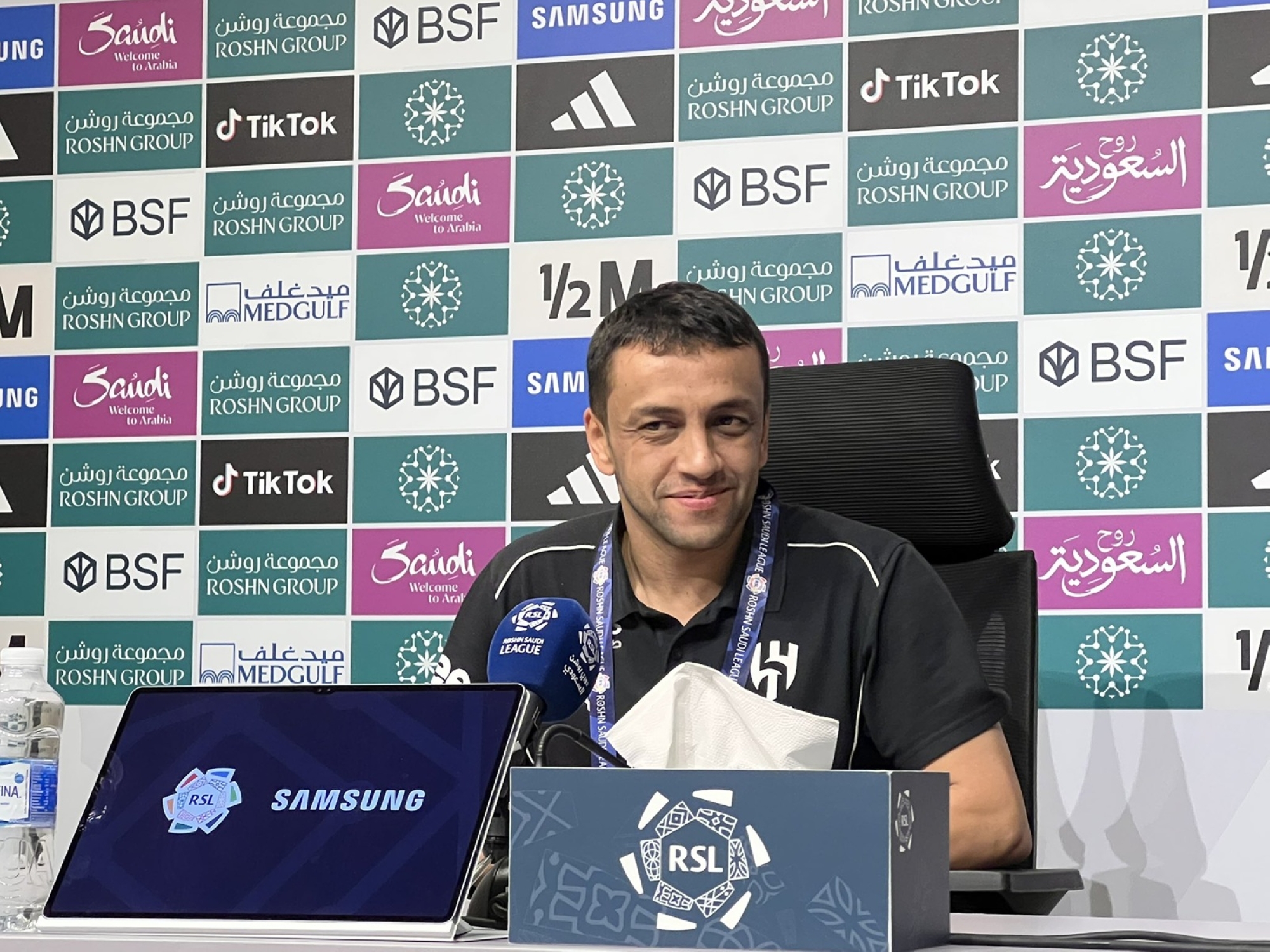 الشلهوب يقود تدريبات الهلال
