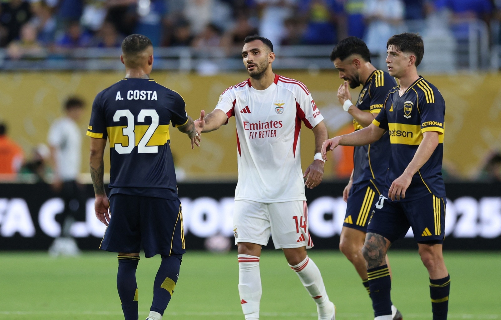 بنفيكا يتعادل مع بوكا جونيورز في مونديال الأندية