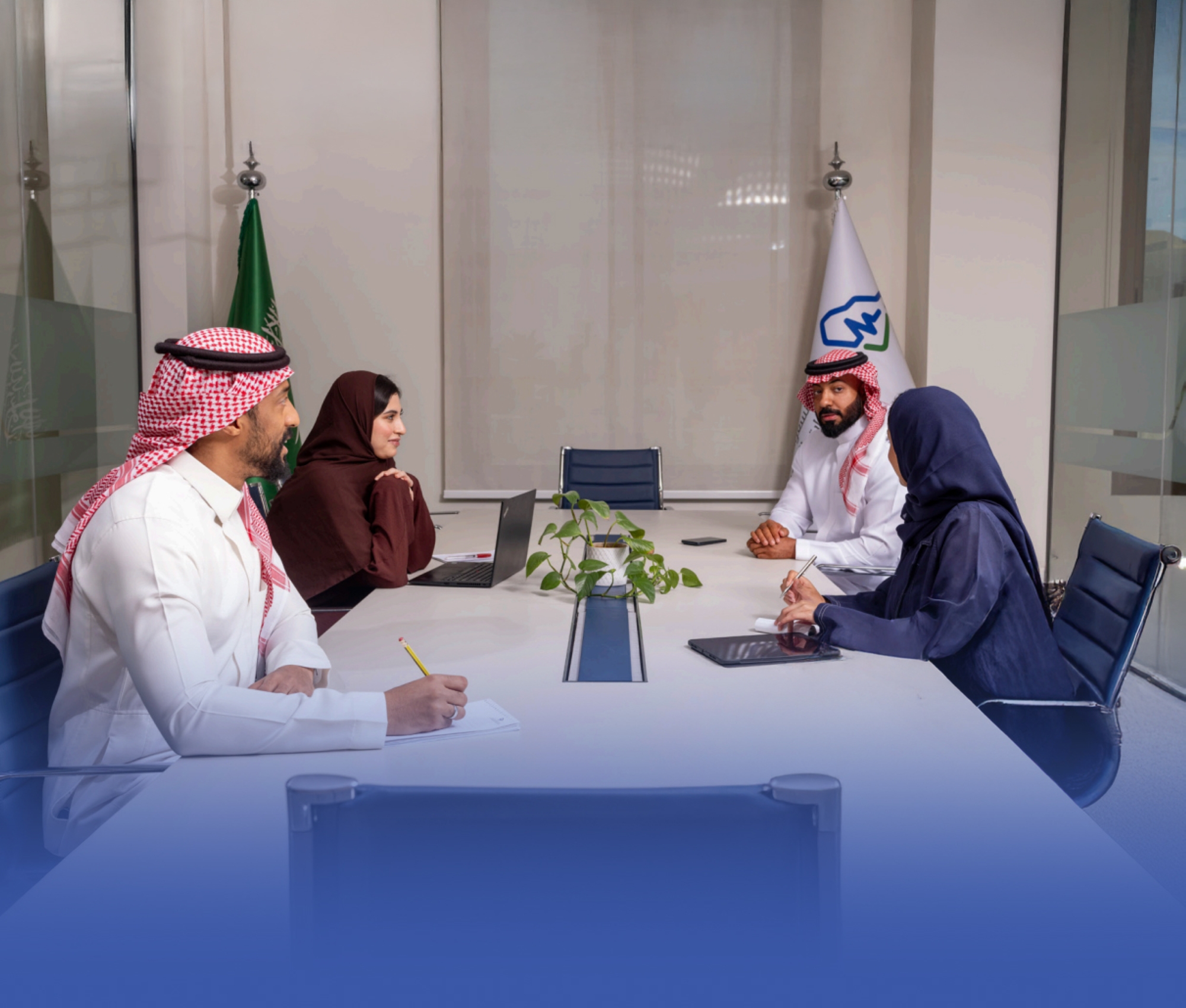 بَدْء التقديم في برنامج "قياديات القطاع الصحي 2025"