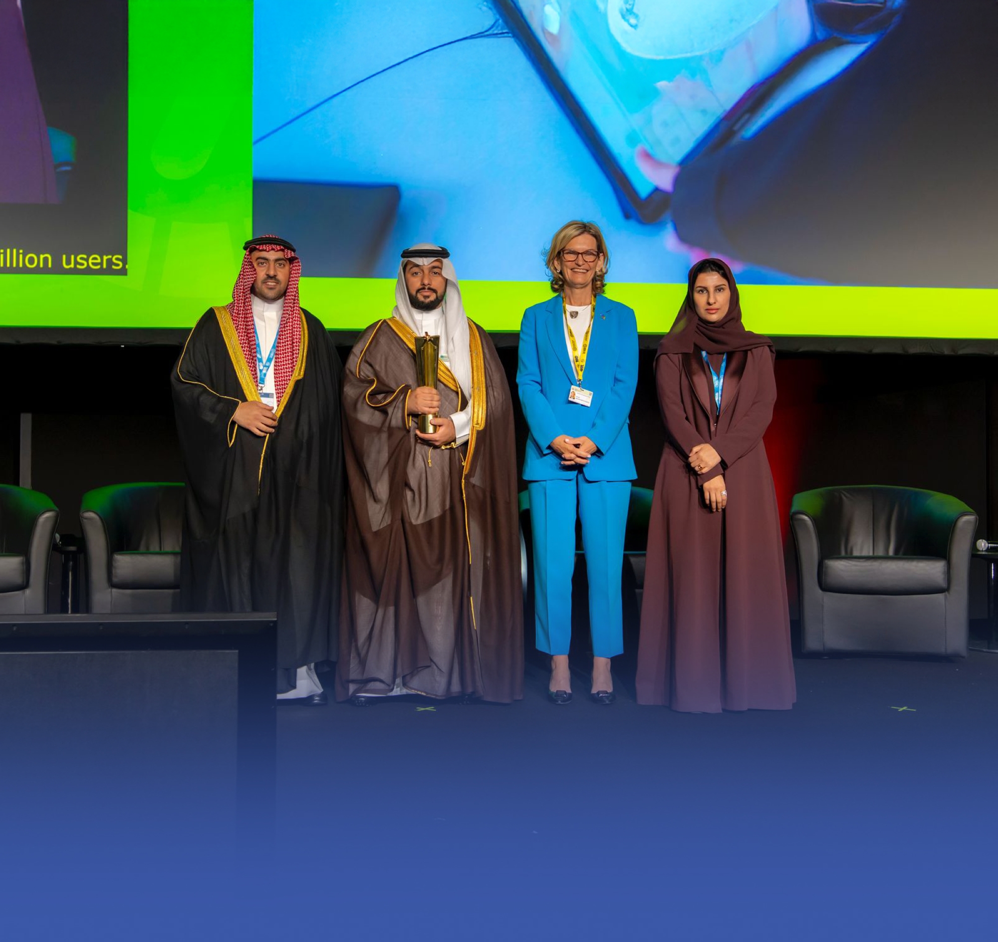 "مدرستي" تحصد الجائزة الكبرى في منتدى "WSIS 2025"