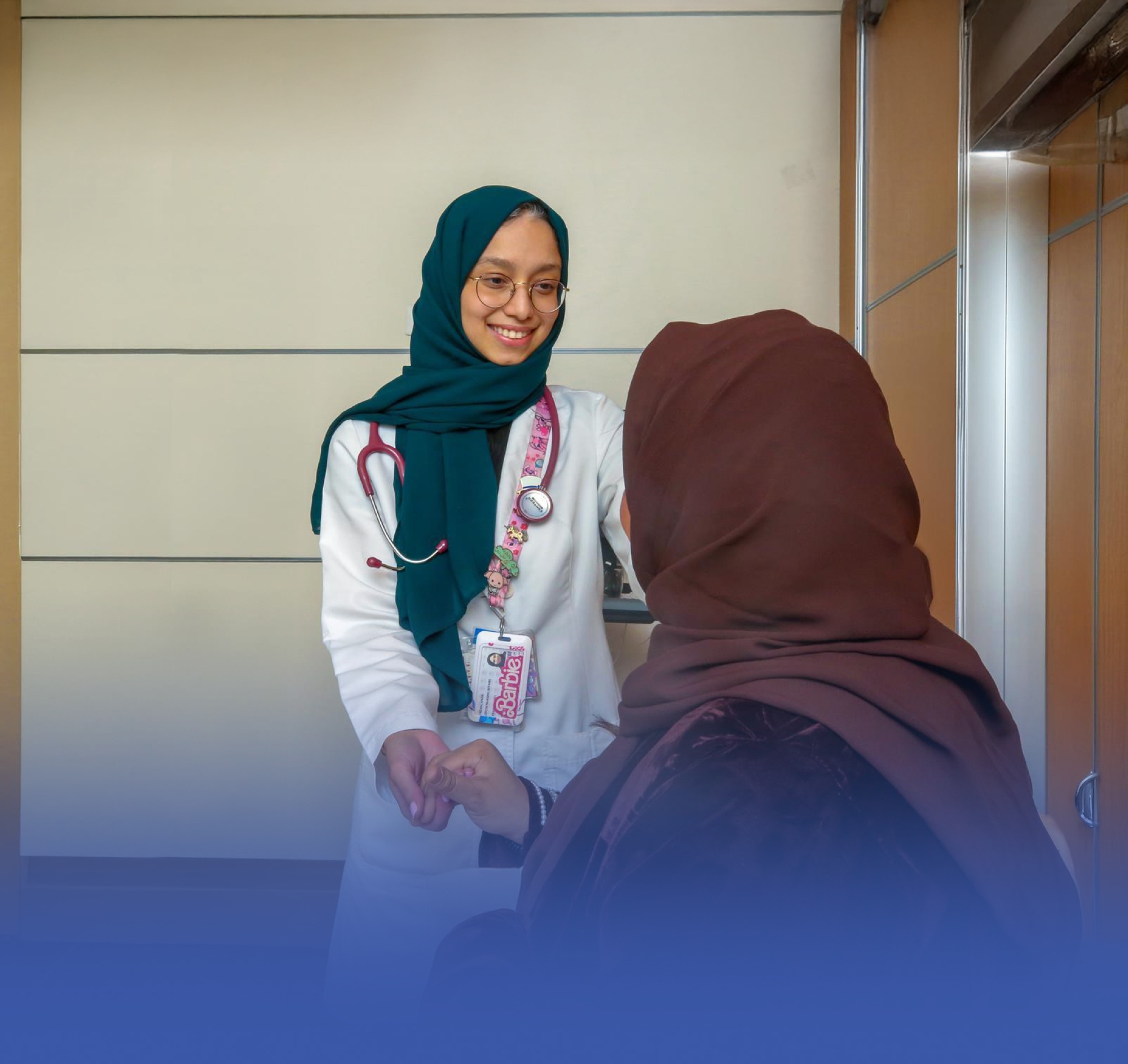 عقدان من الألم.. "التخصصي" ينهي معاناة مريضة منذ ولادتها
