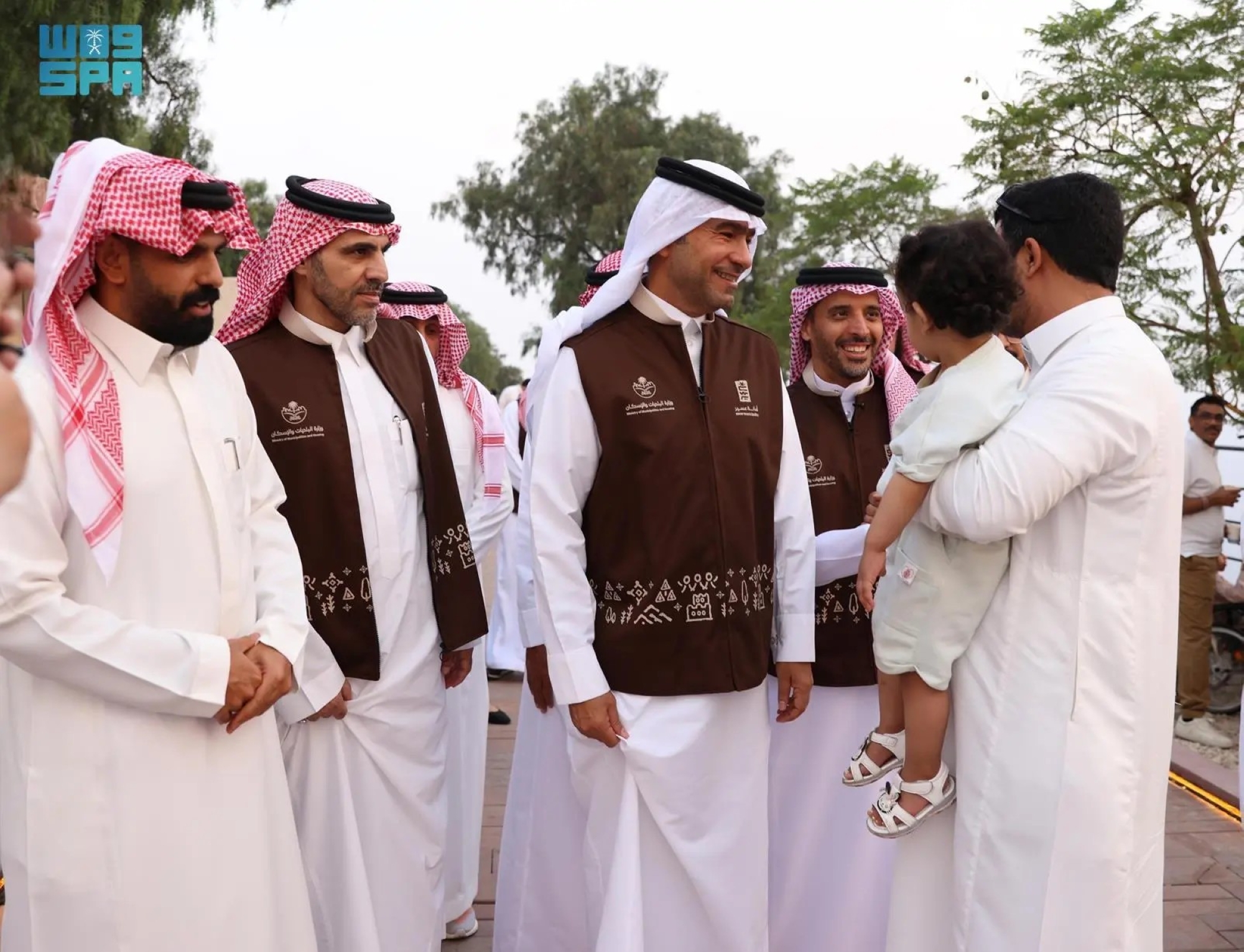 الحقيل يزور عسير ويقف على عدد من المشروعات التنموية