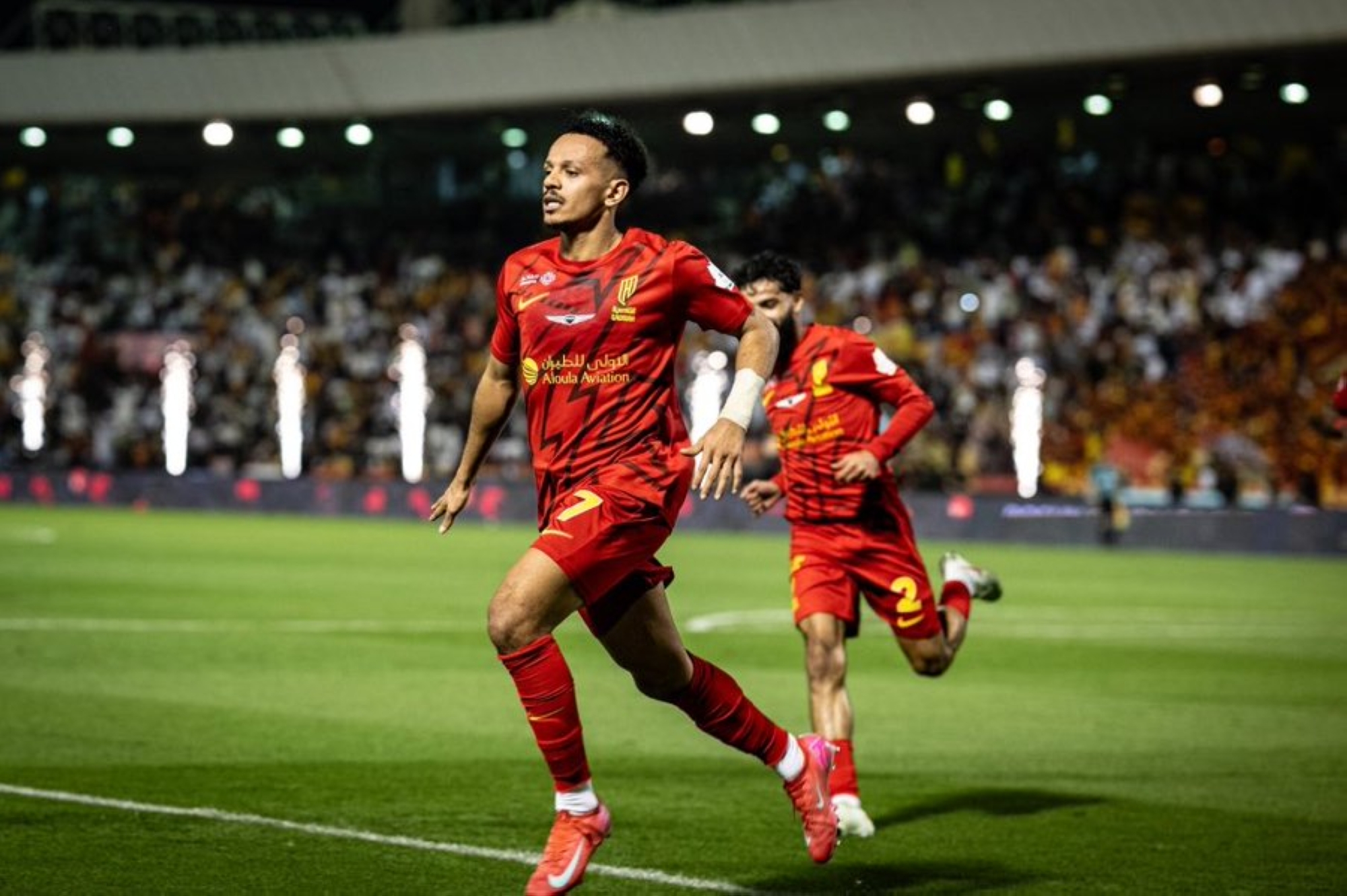 الأهلي يفتح باب المفاوضات لضم تركي العمار من القادسية