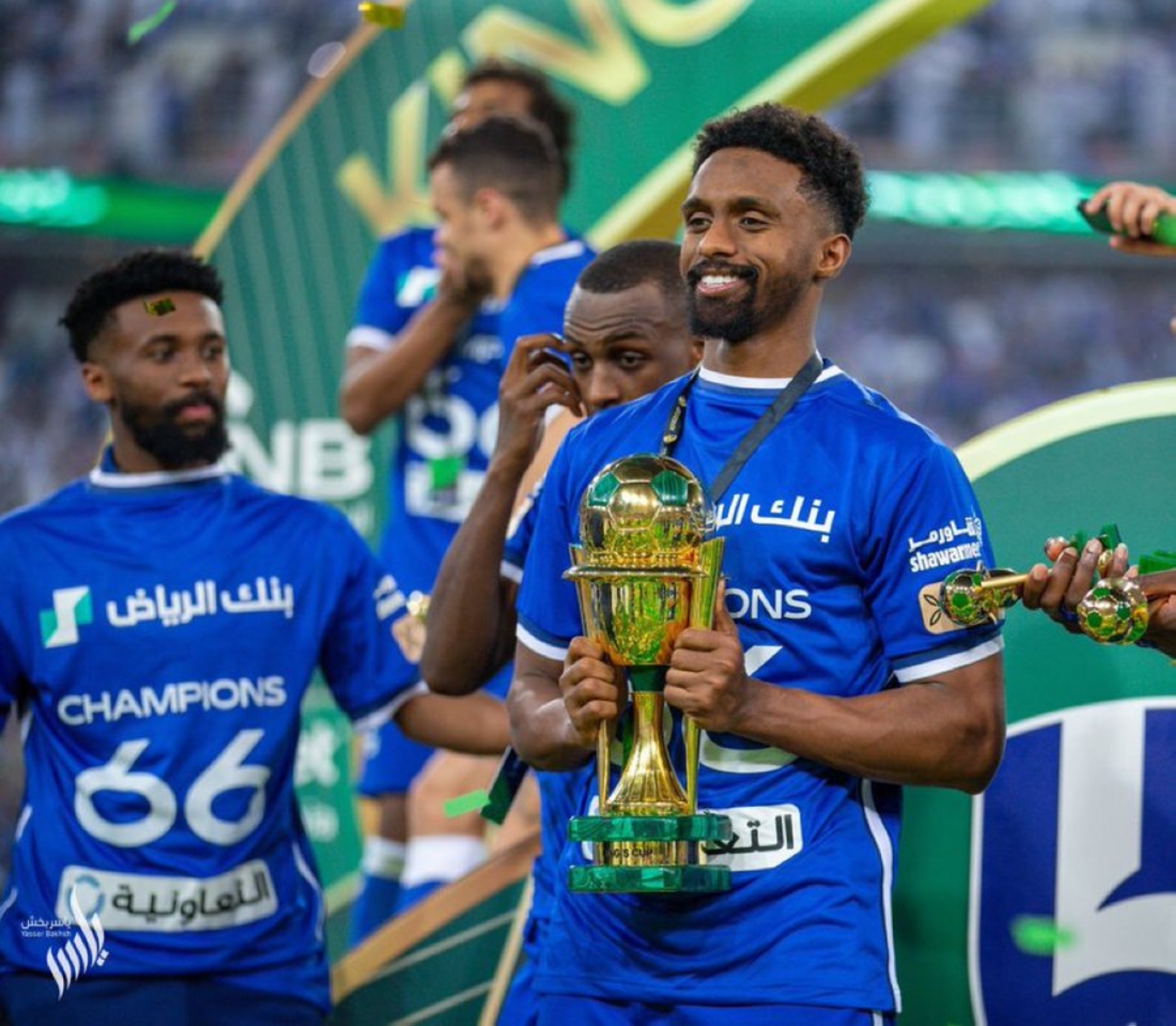 خليفة الدوسري يرحل إلى نيوم بعد رحلة ذهبية مع الهلال