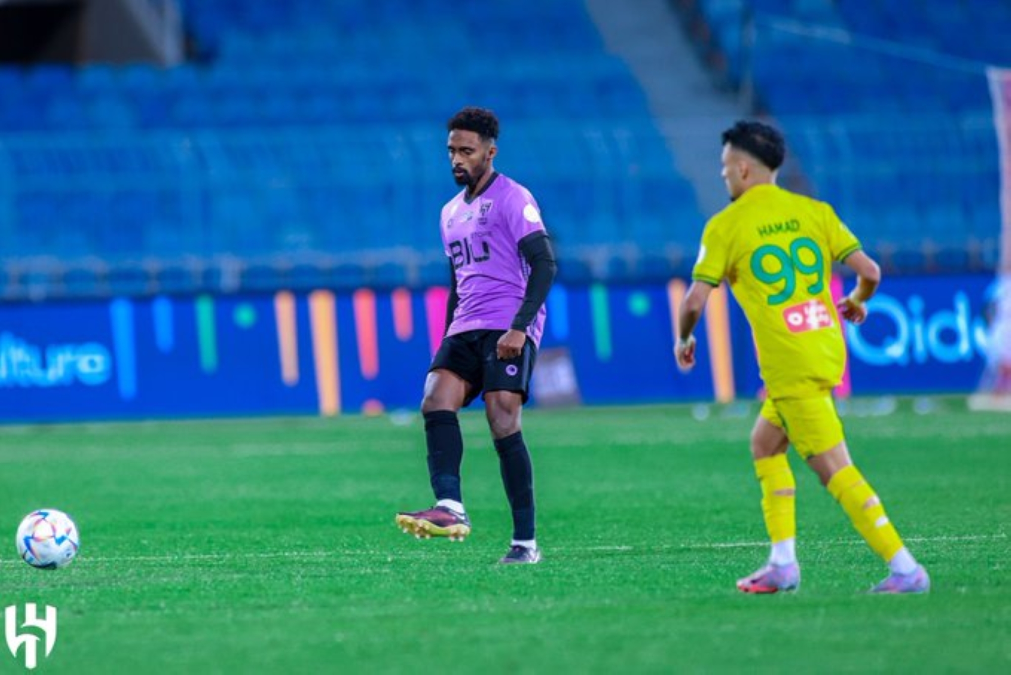 رسمياً.. خليفة الدوسري يغادر الهلال وينتقل إلى نيوم