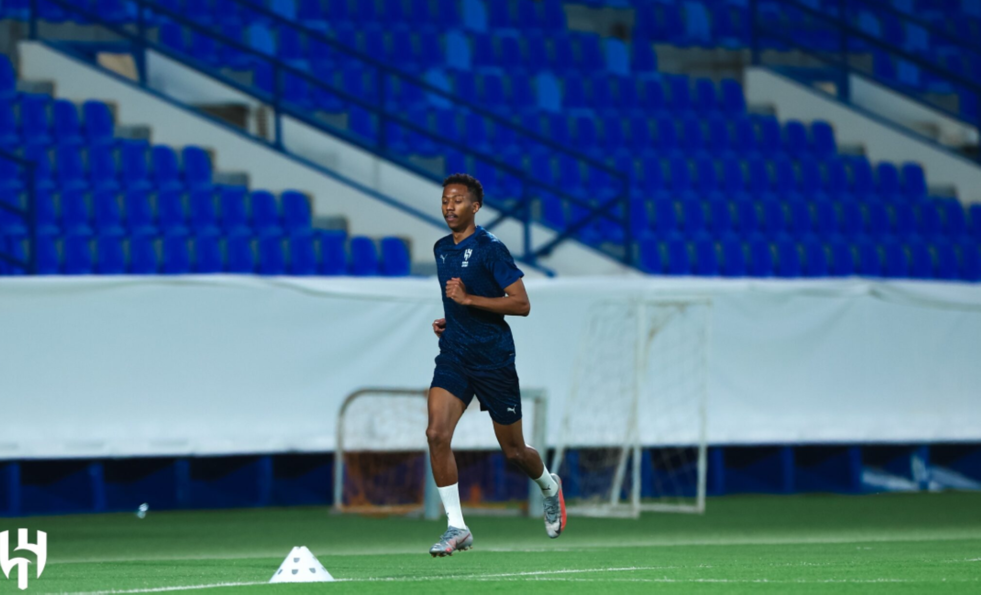 عرض بلجيكي وآخر برتغالي للتعاقد مع ناصر الدوسري