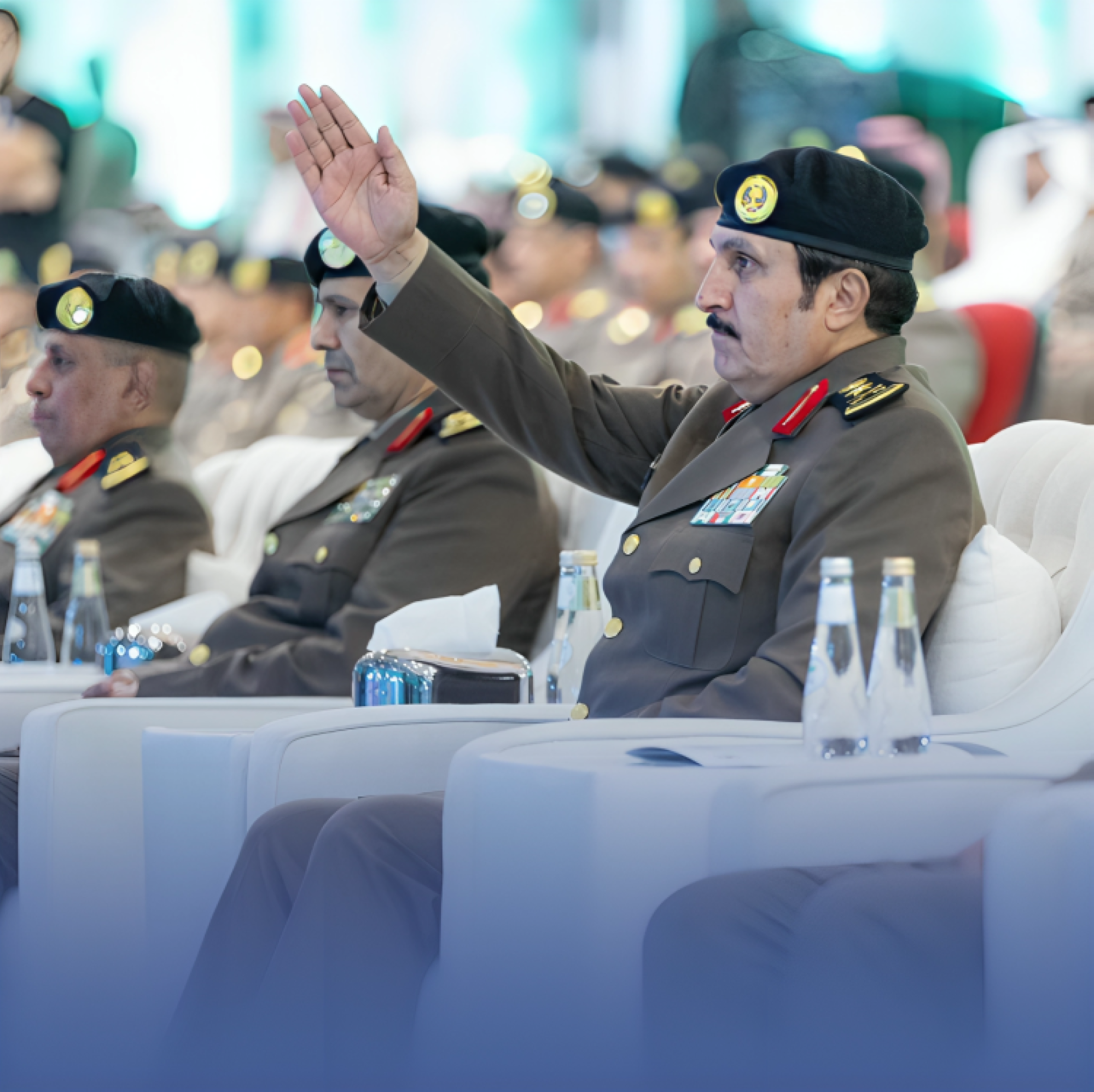 تخريج 3948 رجل أمن في الرياض ومكة