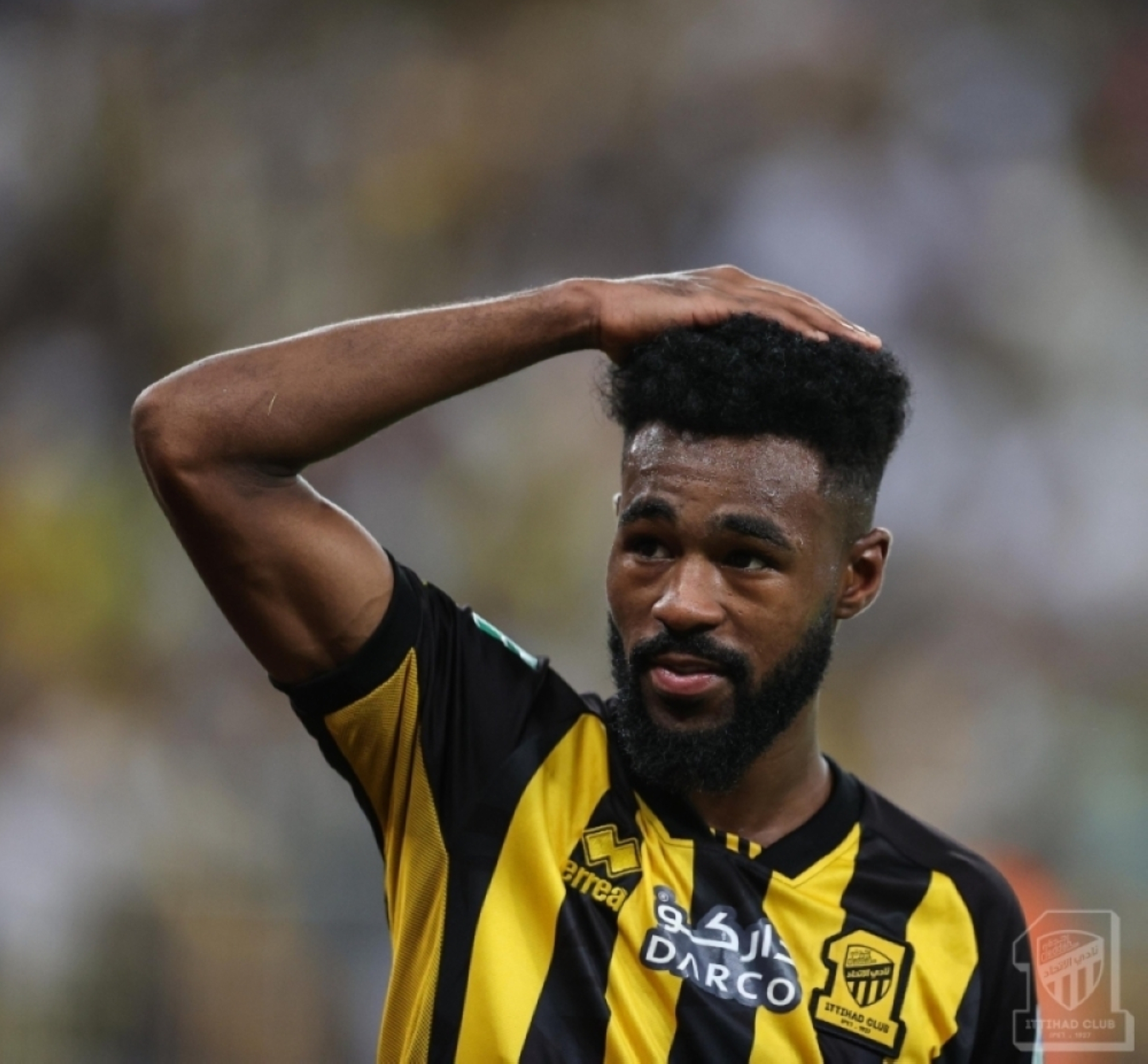 الاتحاد الآسيوي يعاقب مهند الشنقيطي