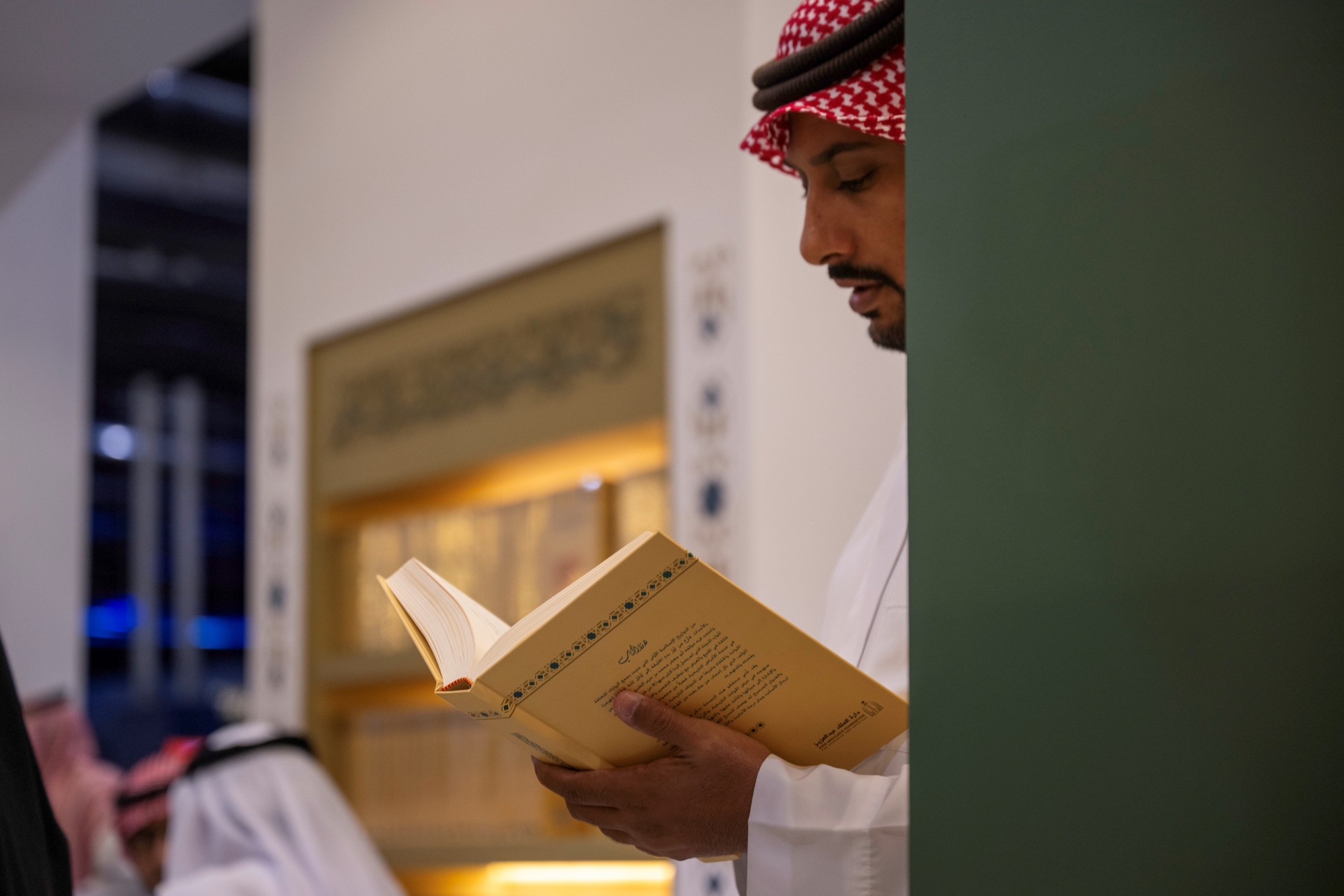 فسح 910 كتب ومطبوعات مع انطلاق معرض الرياض