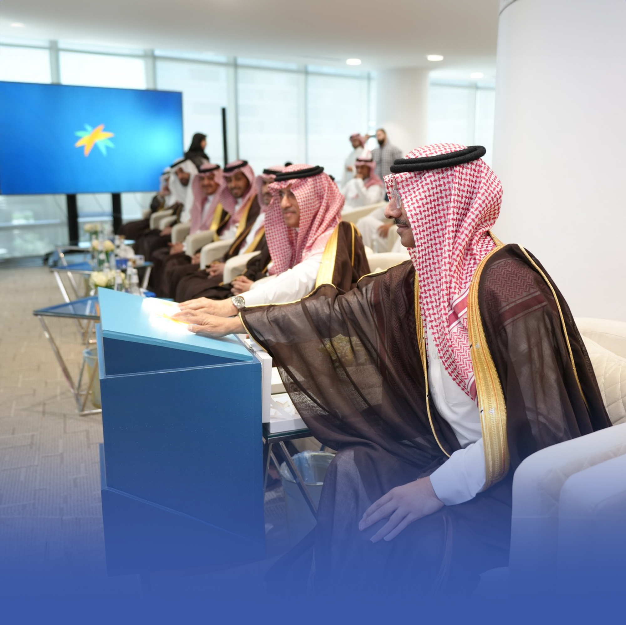 "الموارد" و"العدل" يعتمدان عقد العمل الموثق سنداً تنفيذياً