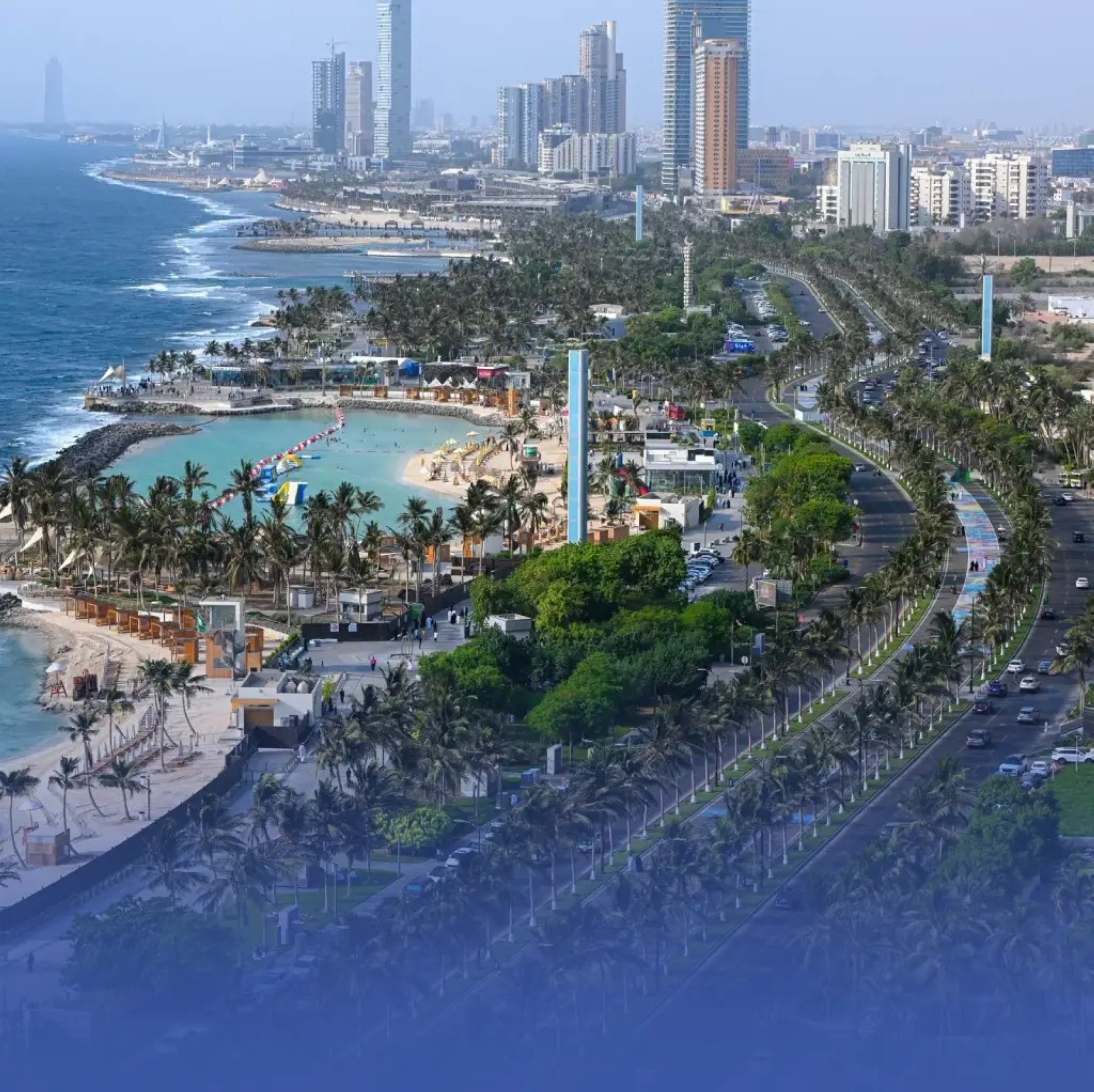 اعتدال الأجواء يعزز الإقبال على كورنيش جدة