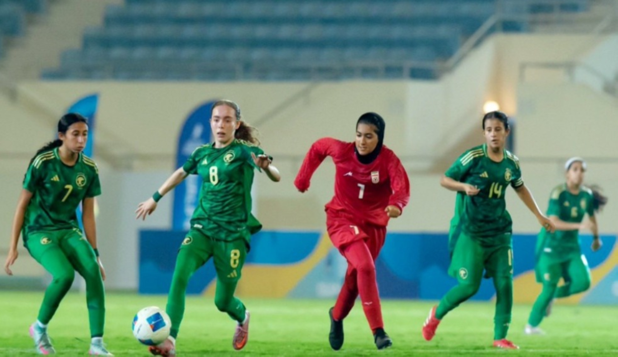 ناشئات الأخضر يبدأن تصفيات آسيا بالخسارة أمام إيران