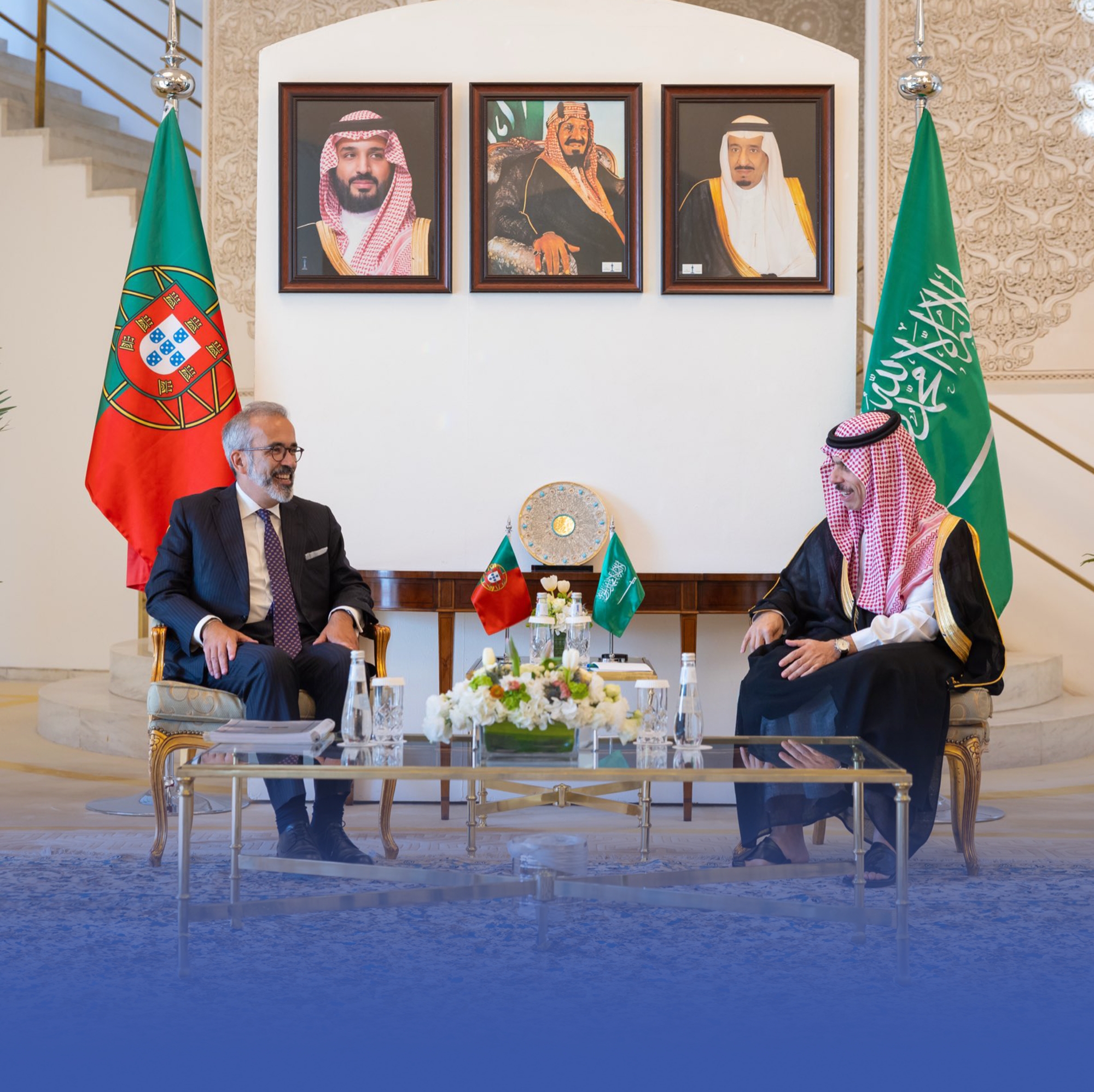 وزير الخارجية ونظيره البرتغالي يناقشان مستجدات الأوضاع