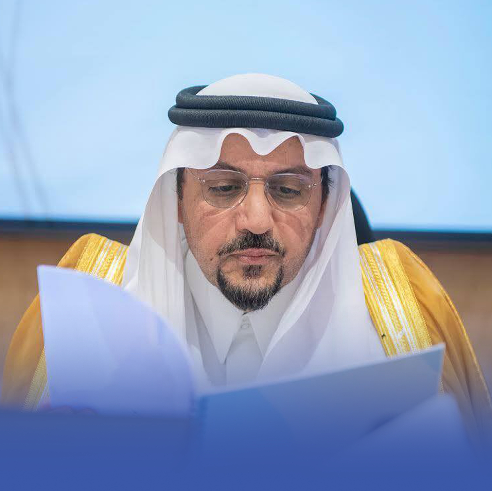 أمير القصيم يحيل قضية تسليم جثمان بالخطأ إلى النيابة