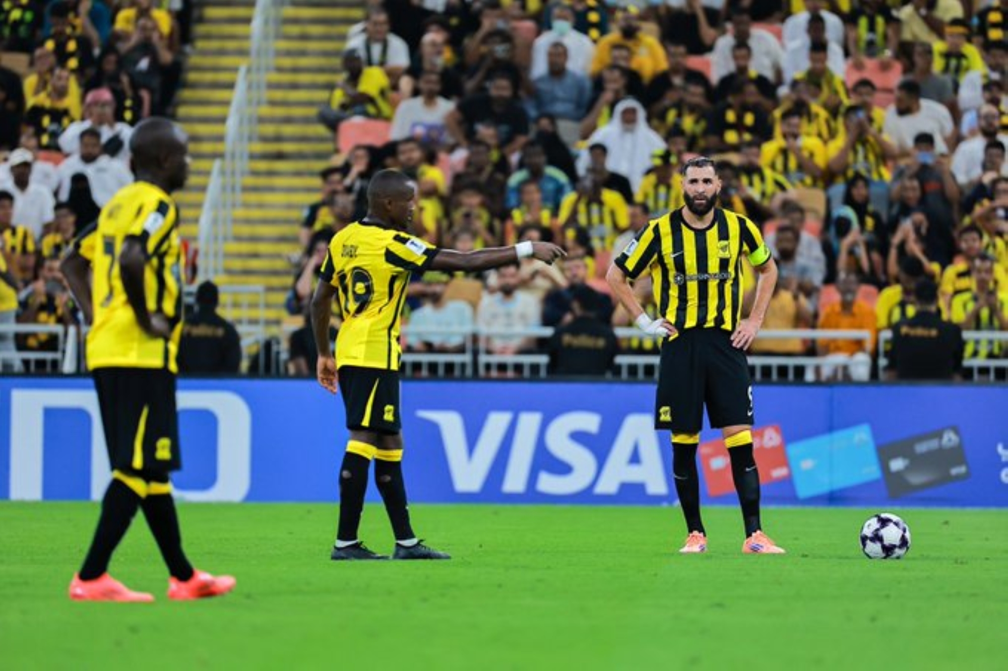 لجنة الانضباط تغرم نادي الاتحاد