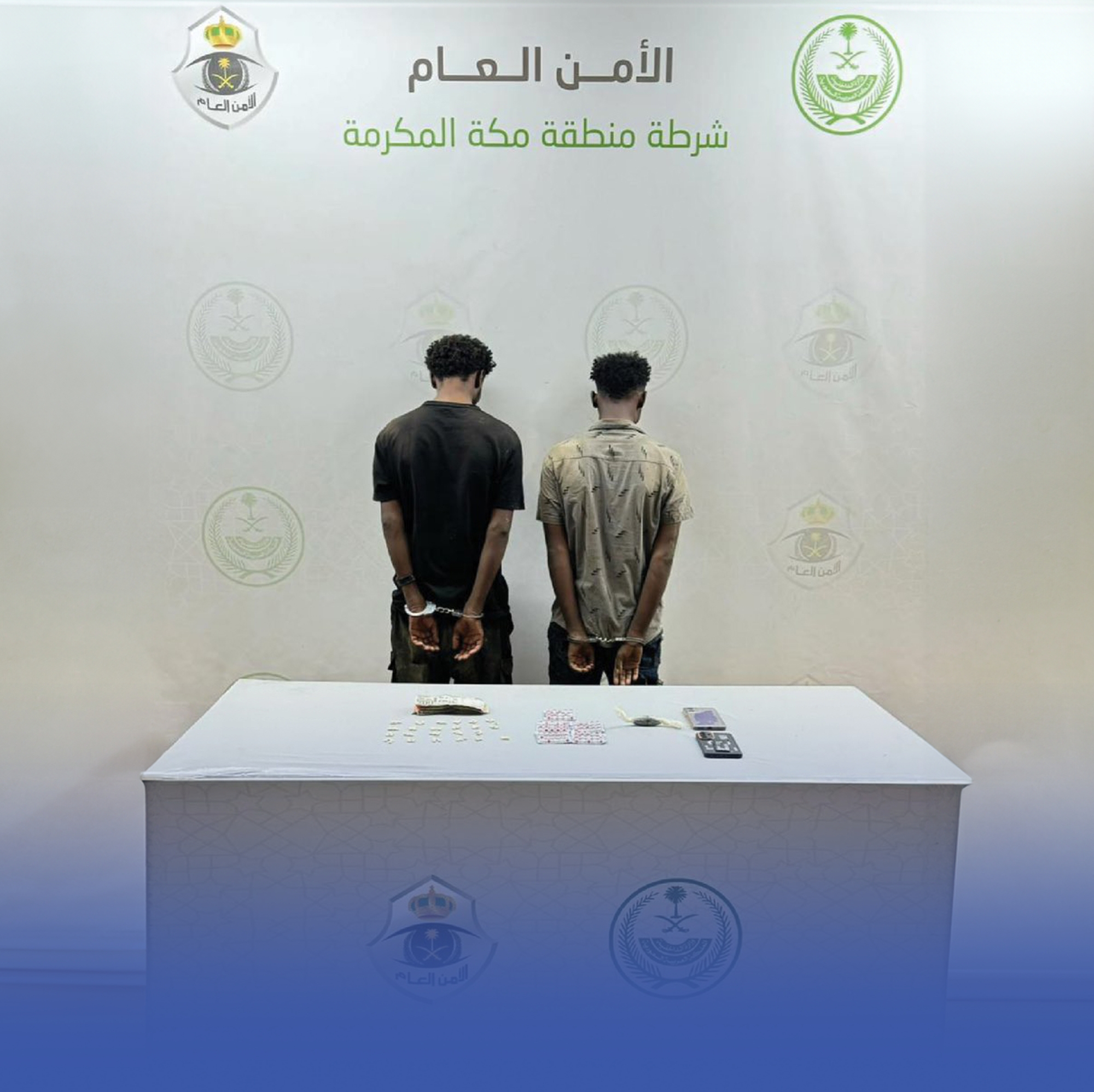 القبض على مخالفيْنِ قتل أحدهما مقيماً بطلق ناري