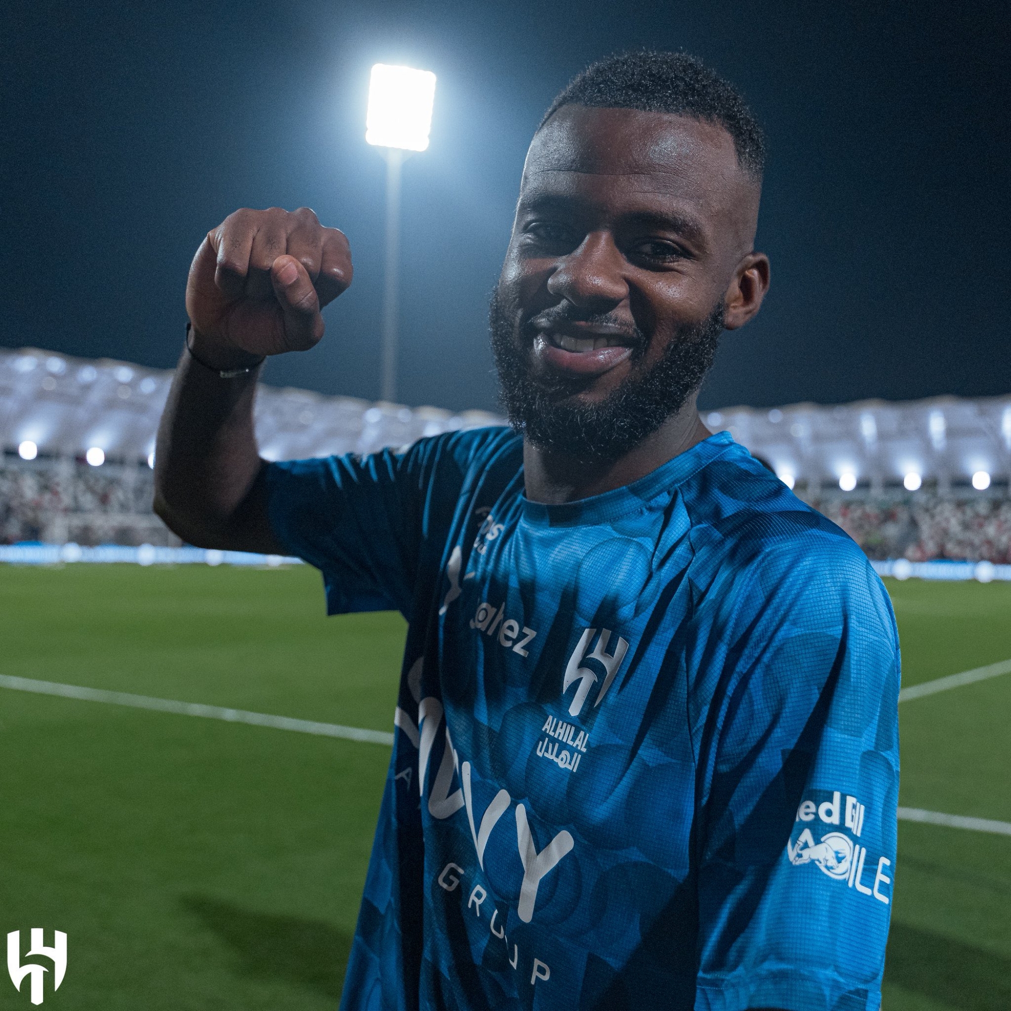 تمبكتي يعزز صفوف الهلال قبل موقعة النجمة