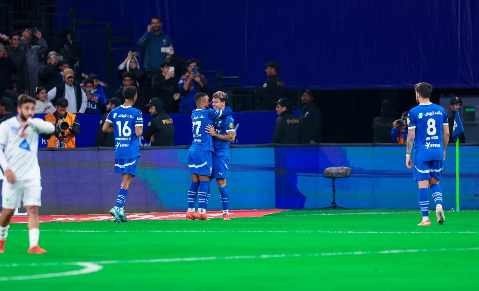 قوميز والهلال.. صدام كروي جديد في روشن