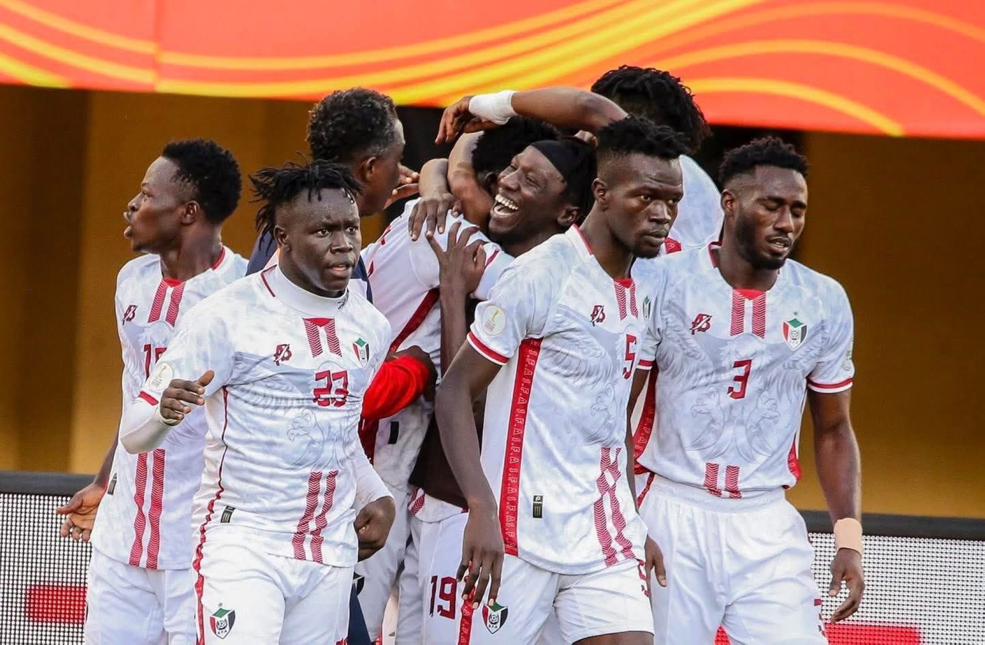 السودان يقلب الطاولة على لبنان ويتأهل إلى كأس العرب