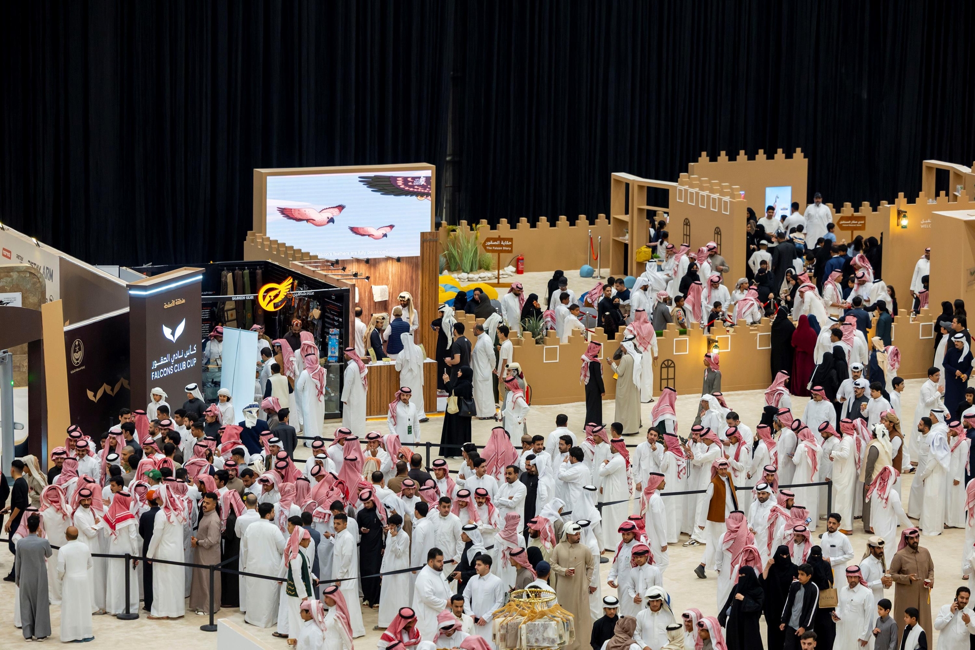 80 ألف زائر في 6 أيام لكأس نادي الصقور 2025