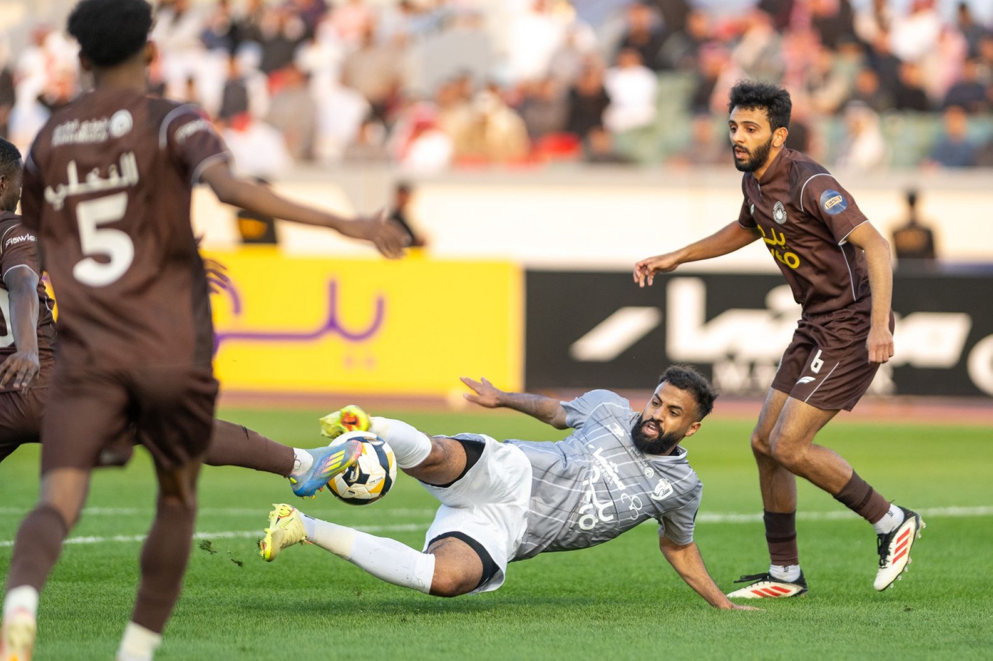 دوري يلو 10.. ديربي حائل "حبايب" في جولة التعادلات