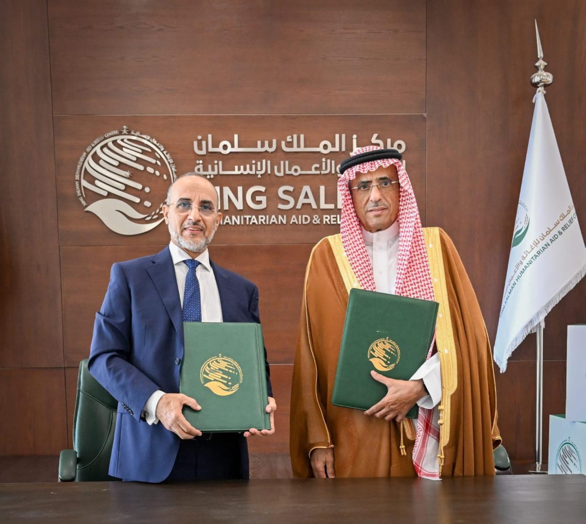المملكة تدعم كردستان العراق وسوريا بمعدات إسعاف وإطفاء