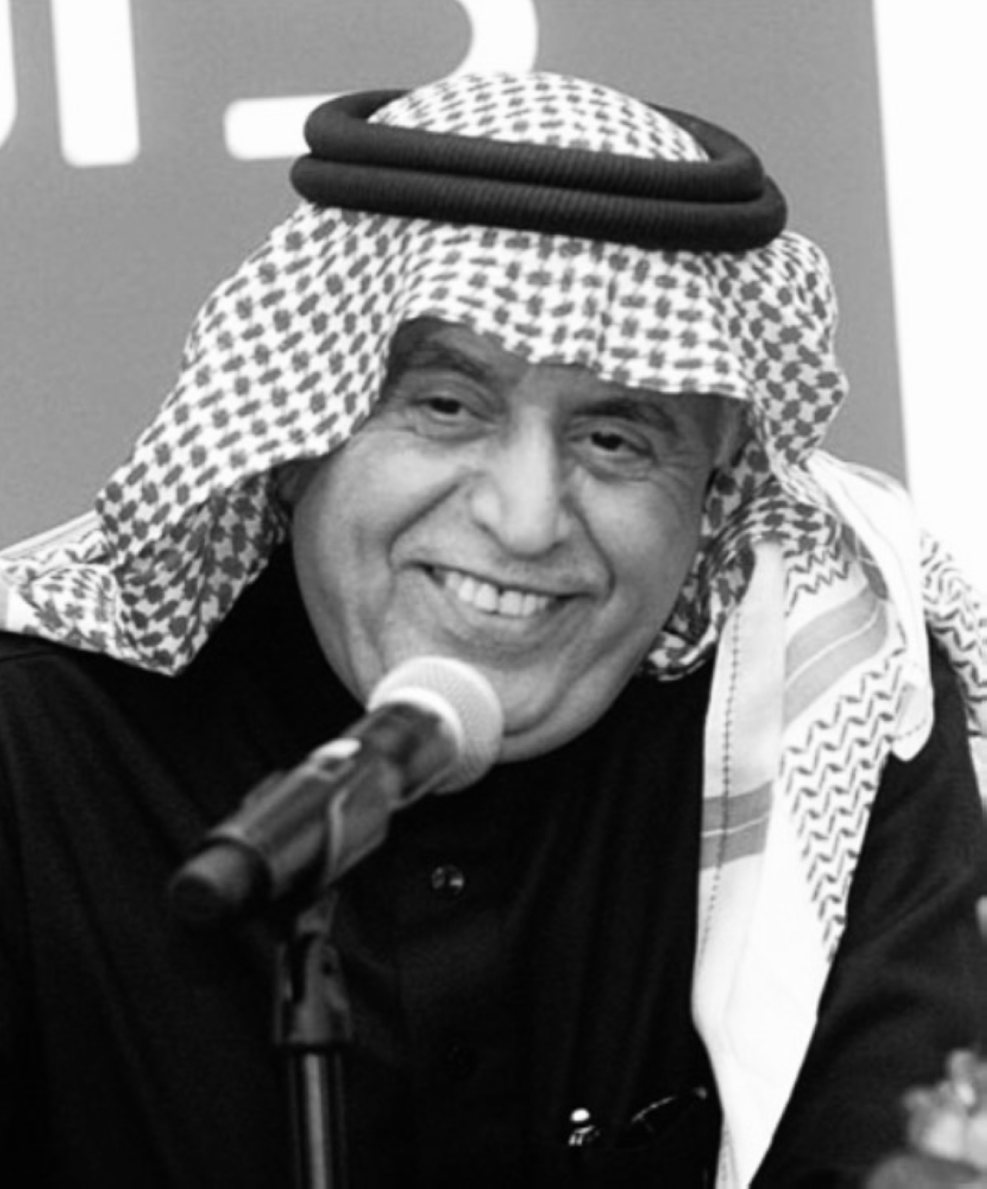 وفاة الأديب أحمد أبو دهمان مؤلف رواية "الحزام"