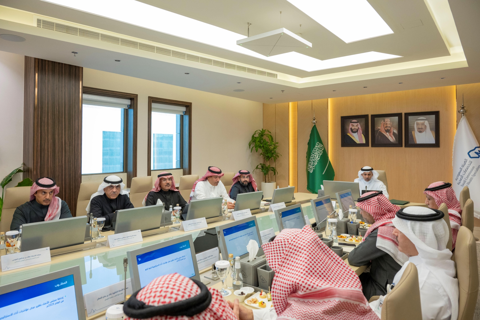 "التخصصات الصحية": أكثر من 800 ألف ممارس صحي بنمو 7.6%