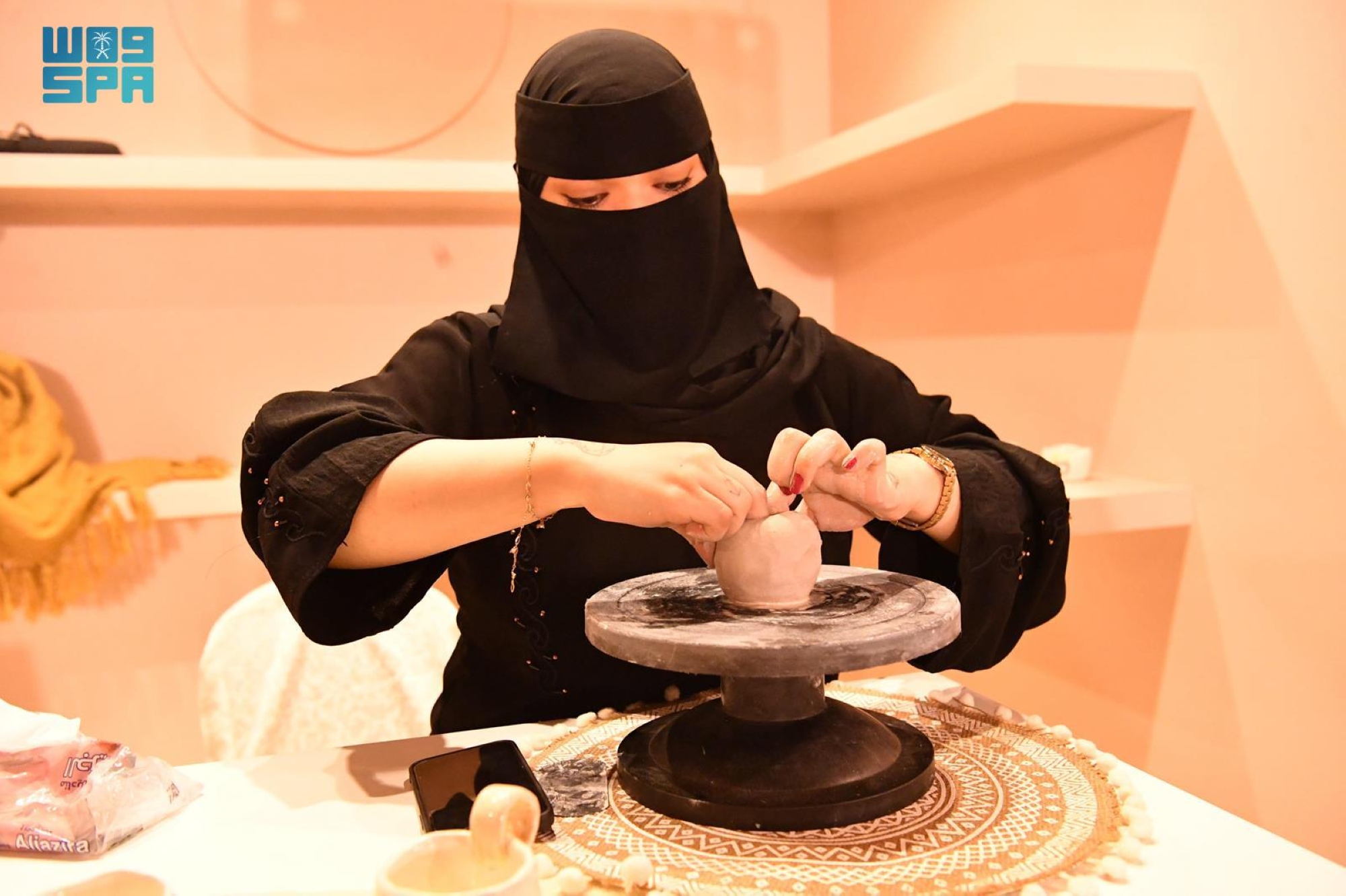 حِرَف جازان التقليدية.. فنون أصيلة تُحيي تفاصيل حياتنا