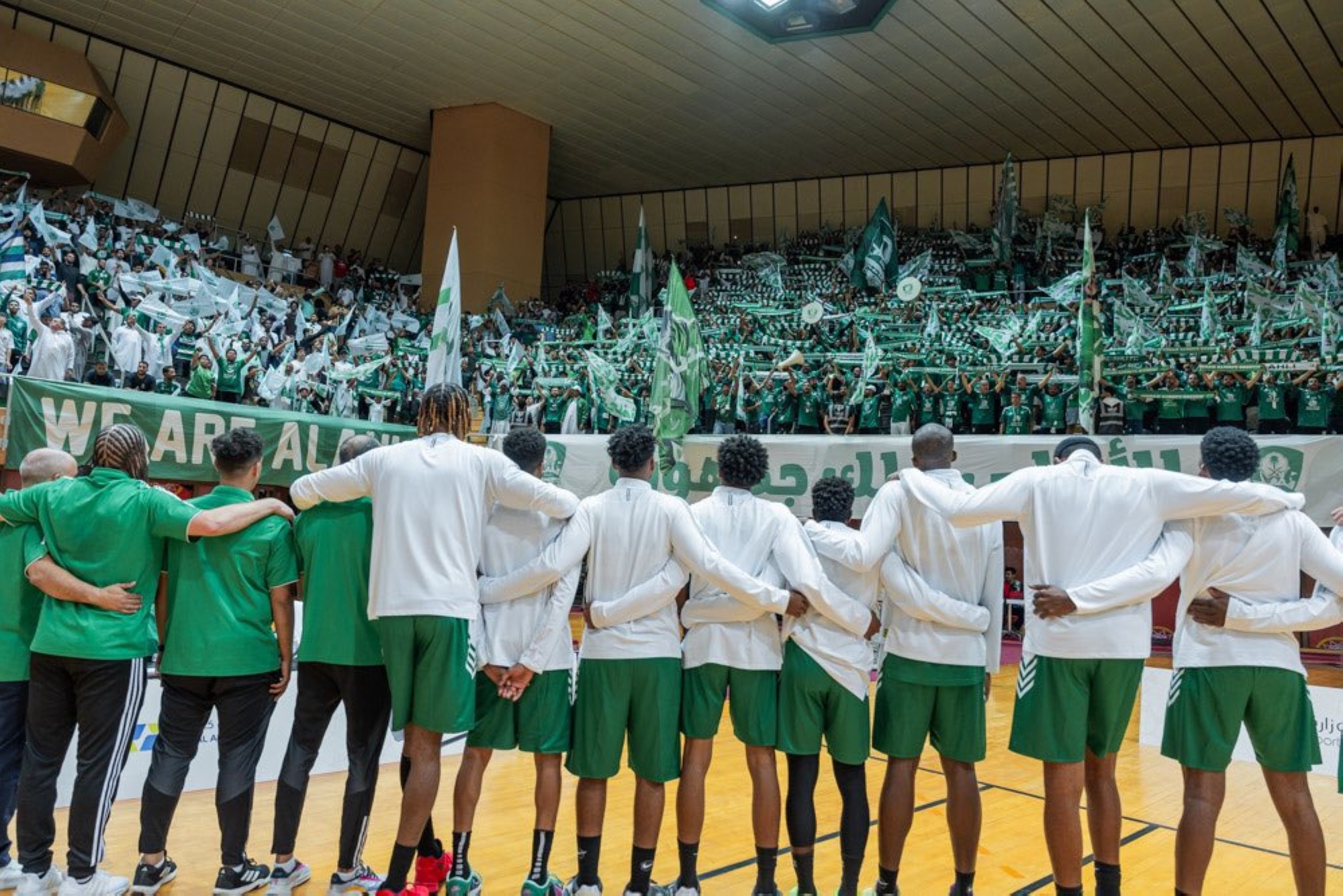 الأهلي يتفوق على الاتحاد في ديربي جدة لكرة السلة