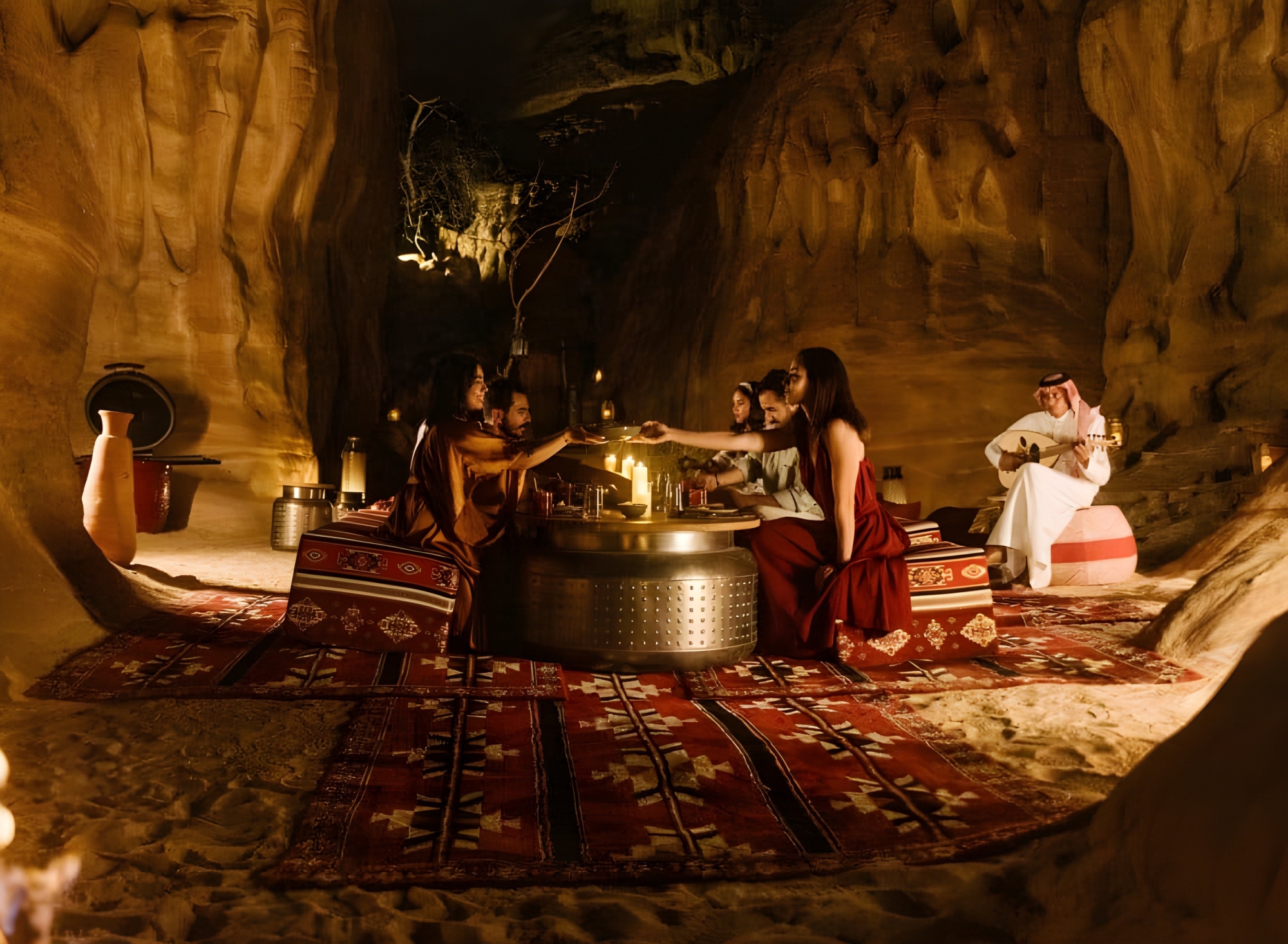 "مساء الحِجر".. تجربة ثقافية تفاعلية تستكشف تاريخ العُلا