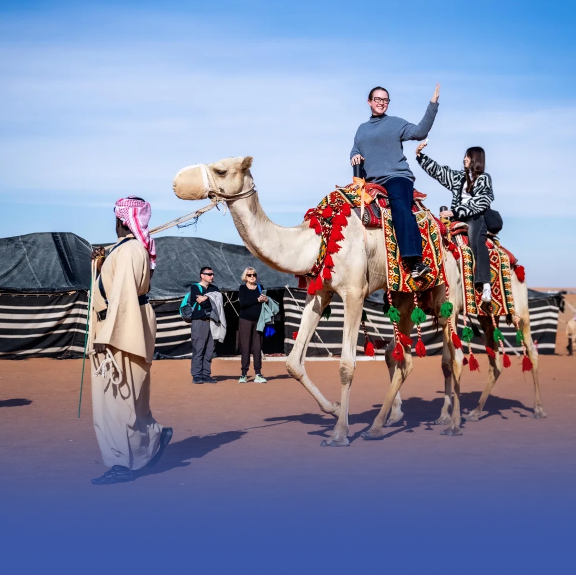 مخيم مهرجان الملك عبدالعزيز.. ملتقى ثقافي في الصياهد