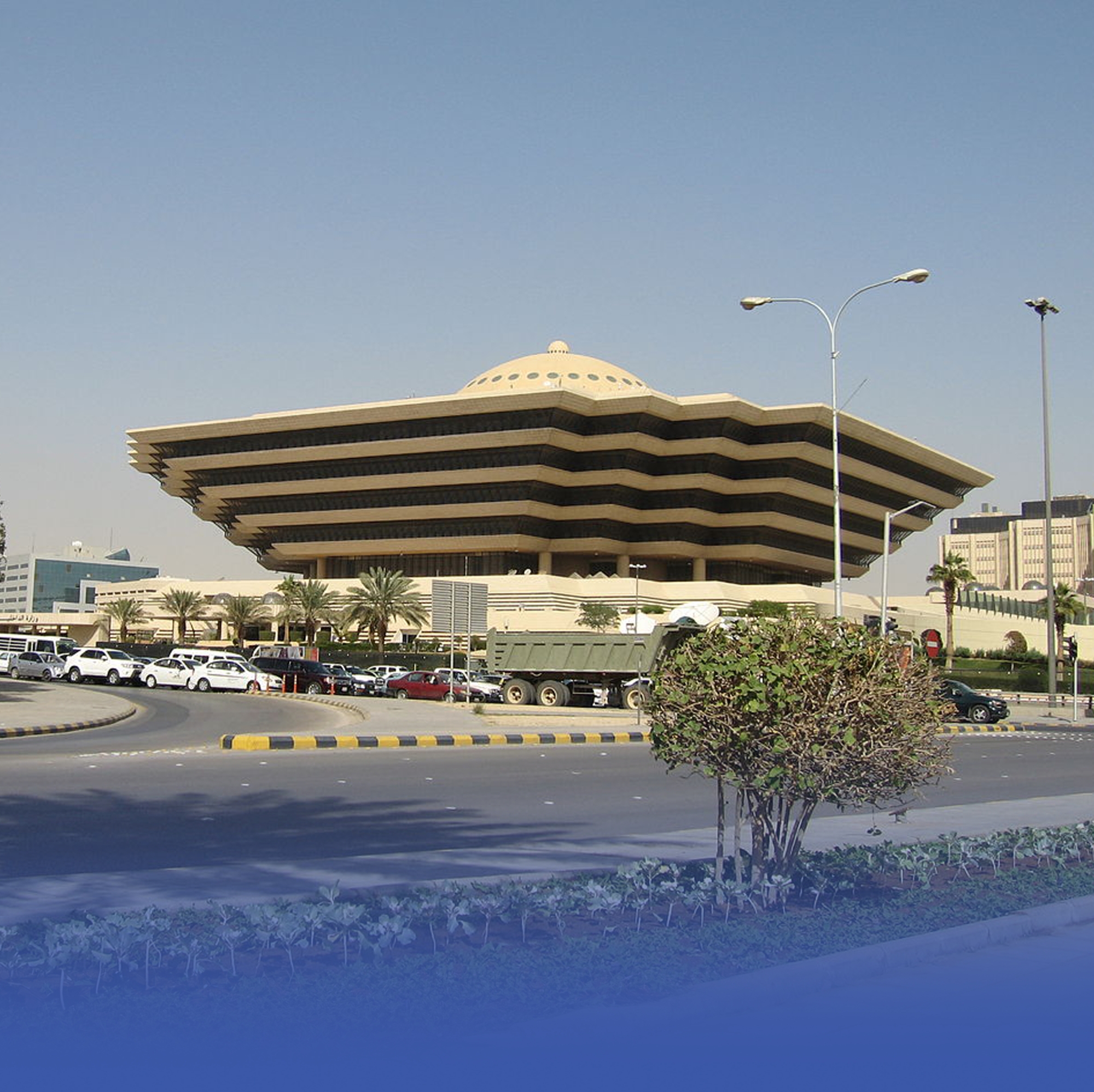 القتل تعزيراً لـ3 مواطنين استهدفوا رجال أمن ومقار أمنية