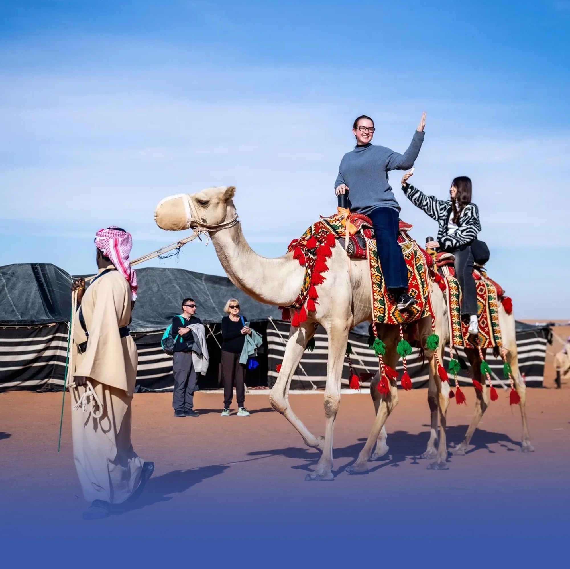 سياح العالم يعيشون التراث السعودي في مهرجان الإبل