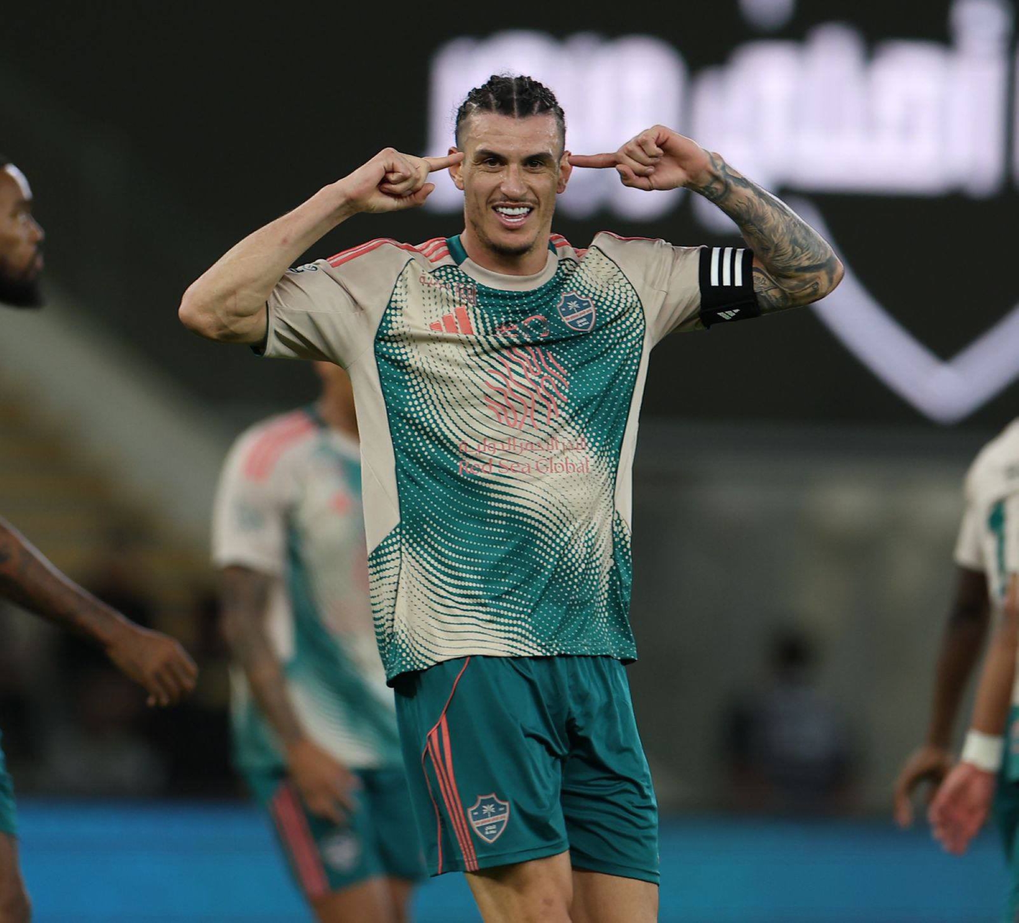 "الانضباط" تعاقب إيبانيز.. ولاعبي الأخدود والخلود