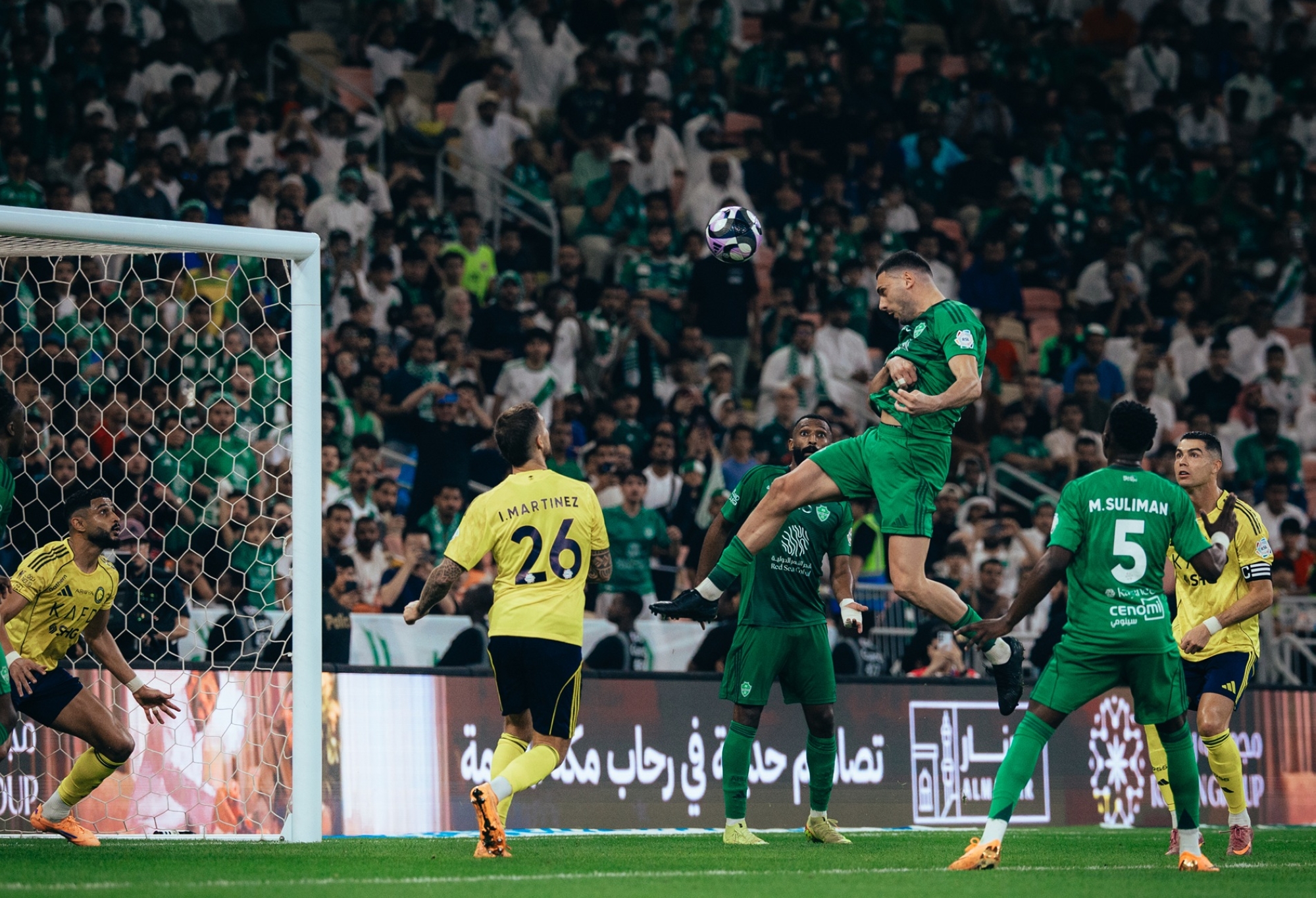 بداية متناقضة في 2026.. الهلال ينتصر ويستعيد الصدارة والنصر يتلقى أول خسارة