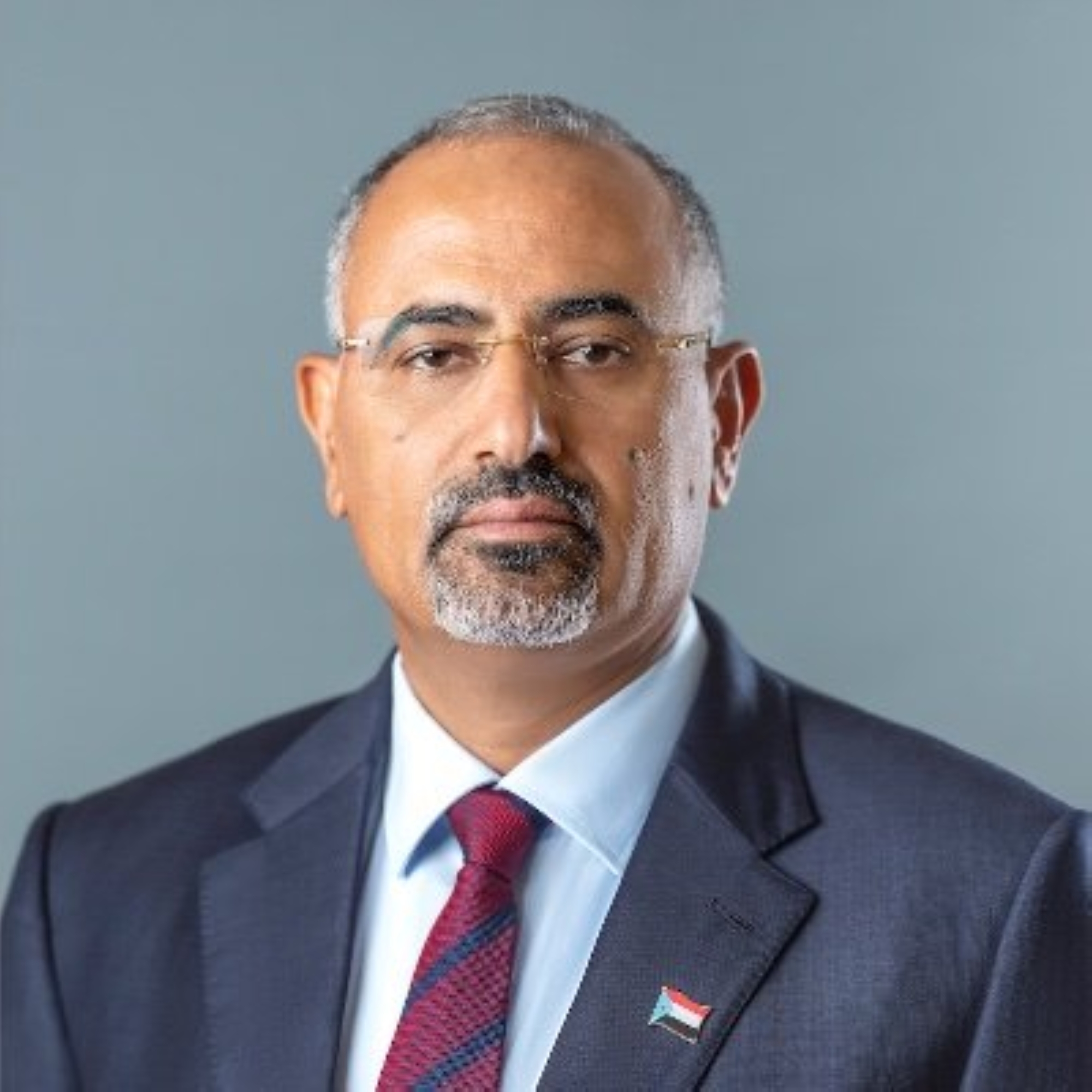 "الرئاسي اليمني" يسقط عضوية "الزبيدي" بتهمة الخيانة العظمى