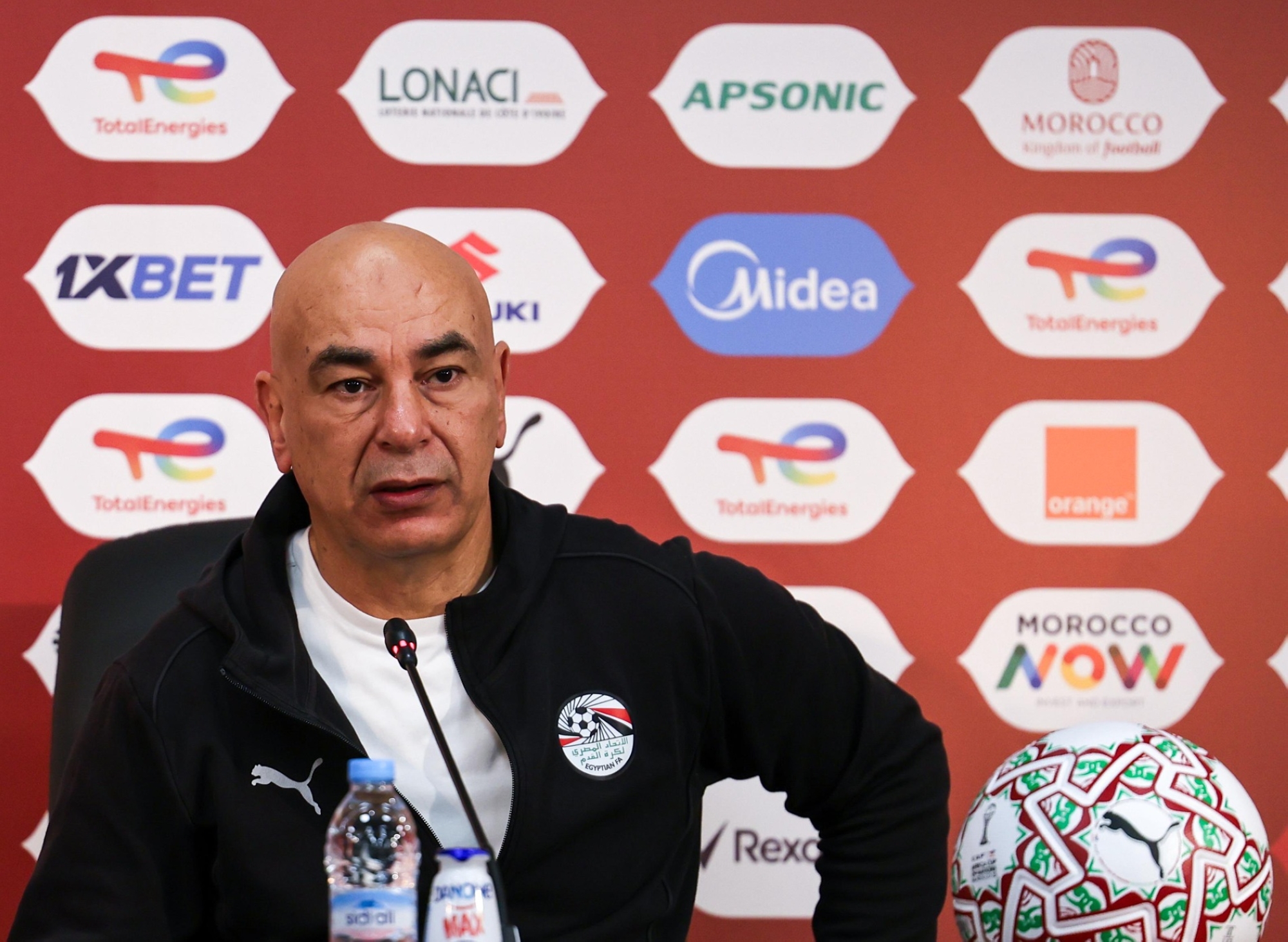 حسام حسن: كوت ديفوار من أقوى المرشحين.. وسعيد بتنظيم المغرب